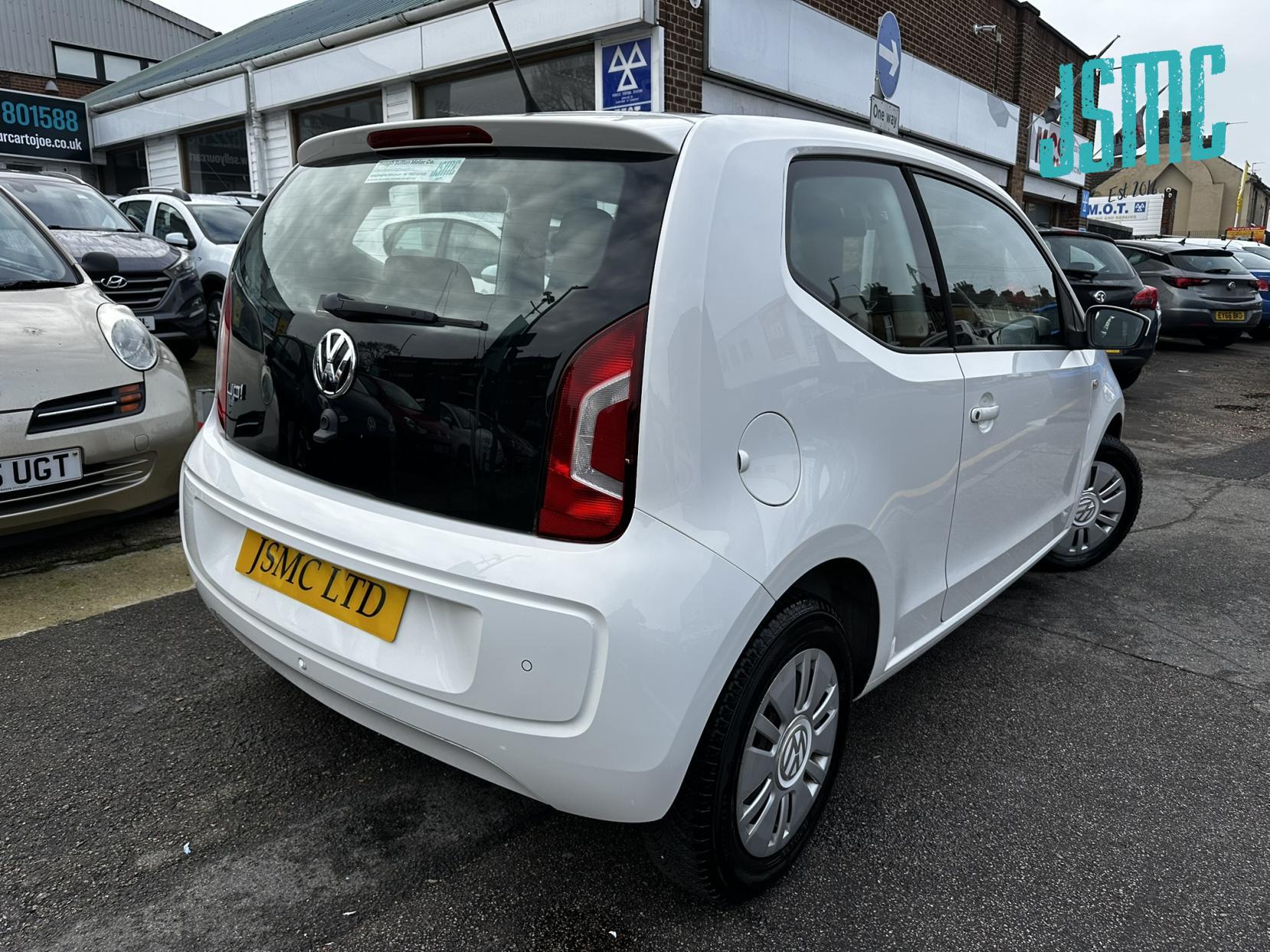 Volkswagen up! 1.0 Move up! Hatchback 3dr Petrol ASG Euro 5 (60 ps)