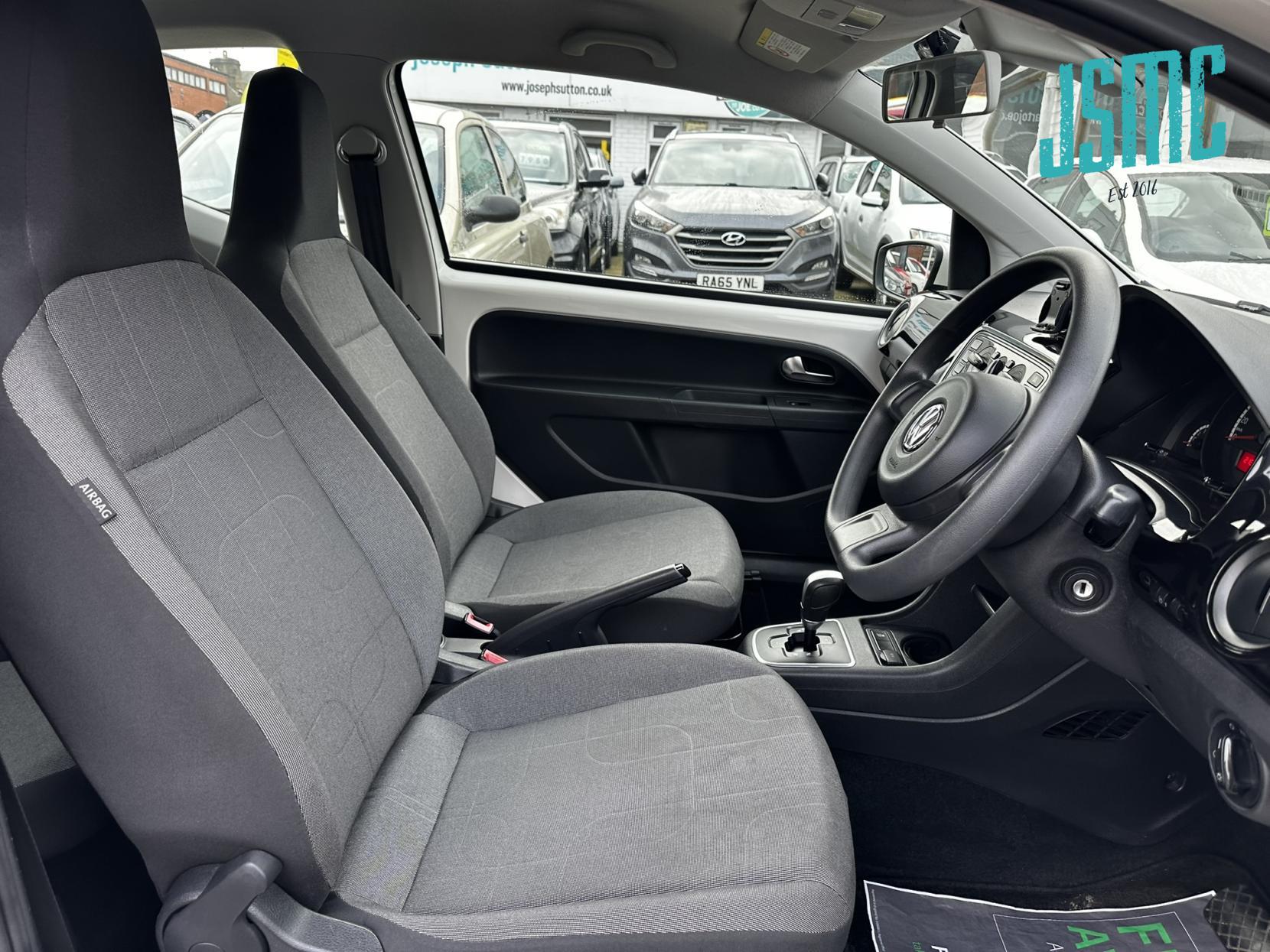 Volkswagen up! 1.0 Move up! Hatchback 3dr Petrol ASG Euro 5 (60 ps)