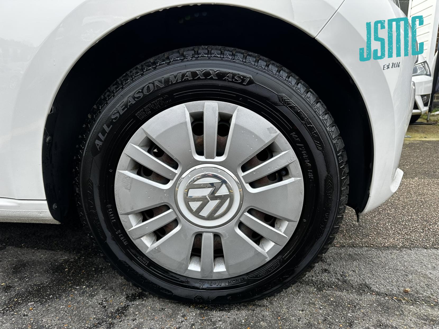 Volkswagen up! 1.0 Move up! Hatchback 3dr Petrol ASG Euro 5 (60 ps)