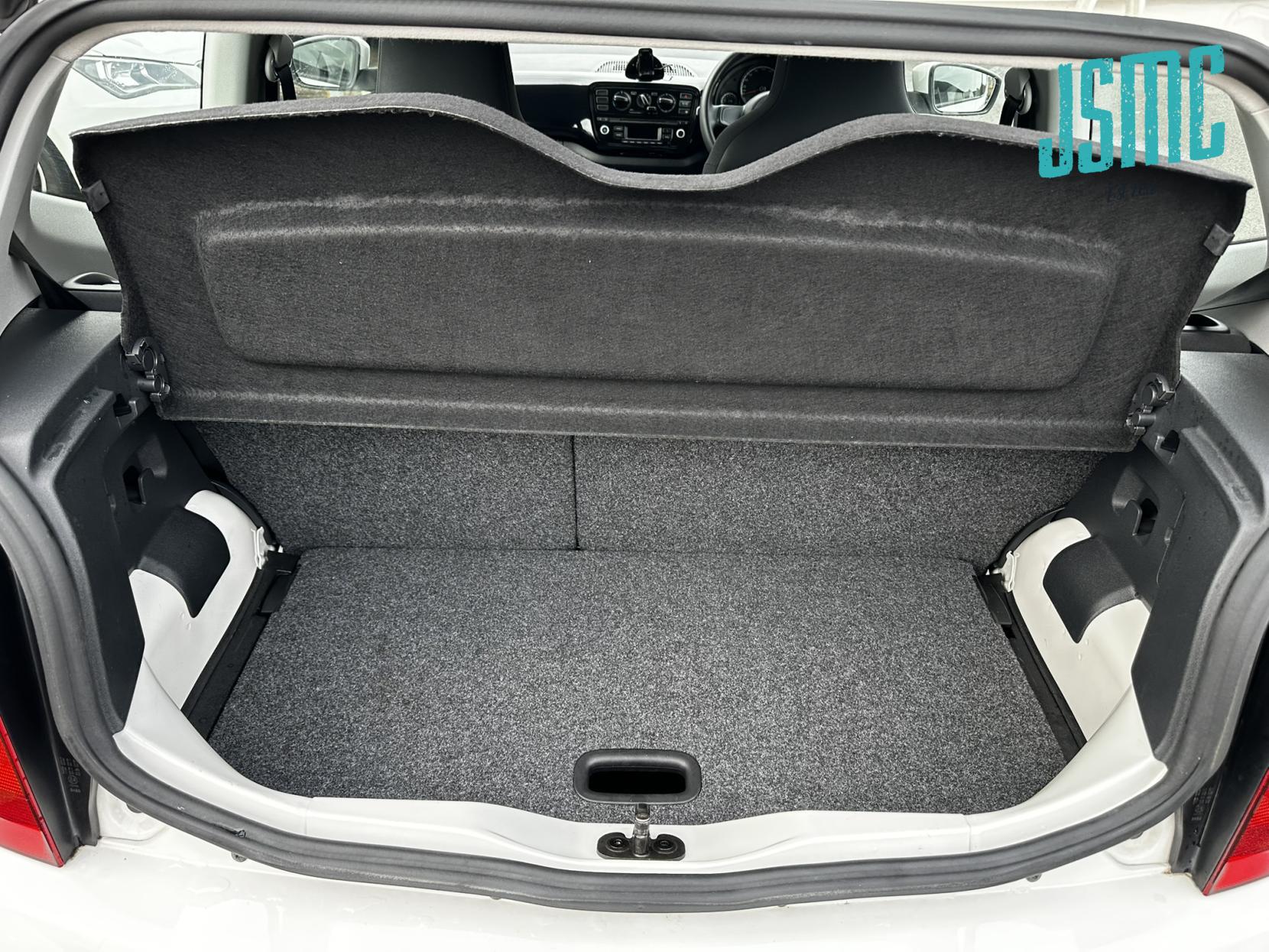 Volkswagen up! 1.0 Move up! Hatchback 3dr Petrol ASG Euro 5 (60 ps)