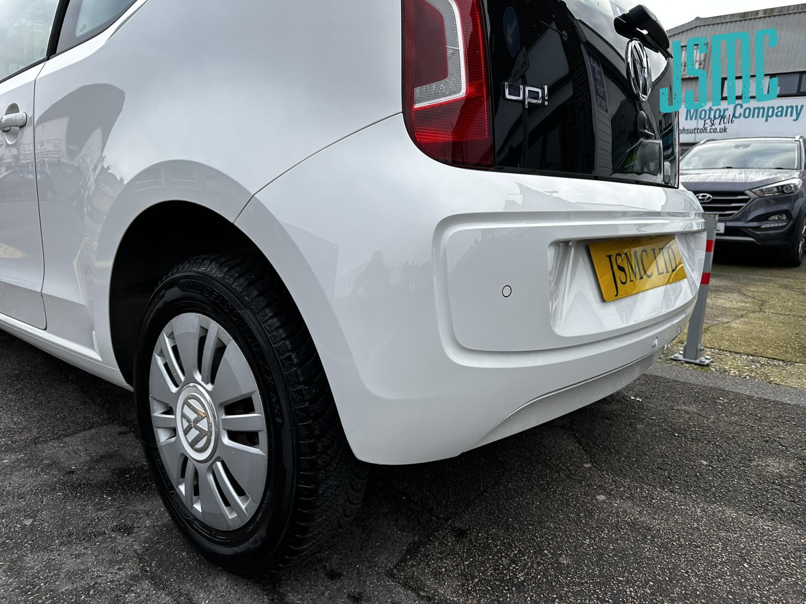 Volkswagen up! 1.0 Move up! Hatchback 3dr Petrol ASG Euro 5 (60 ps)