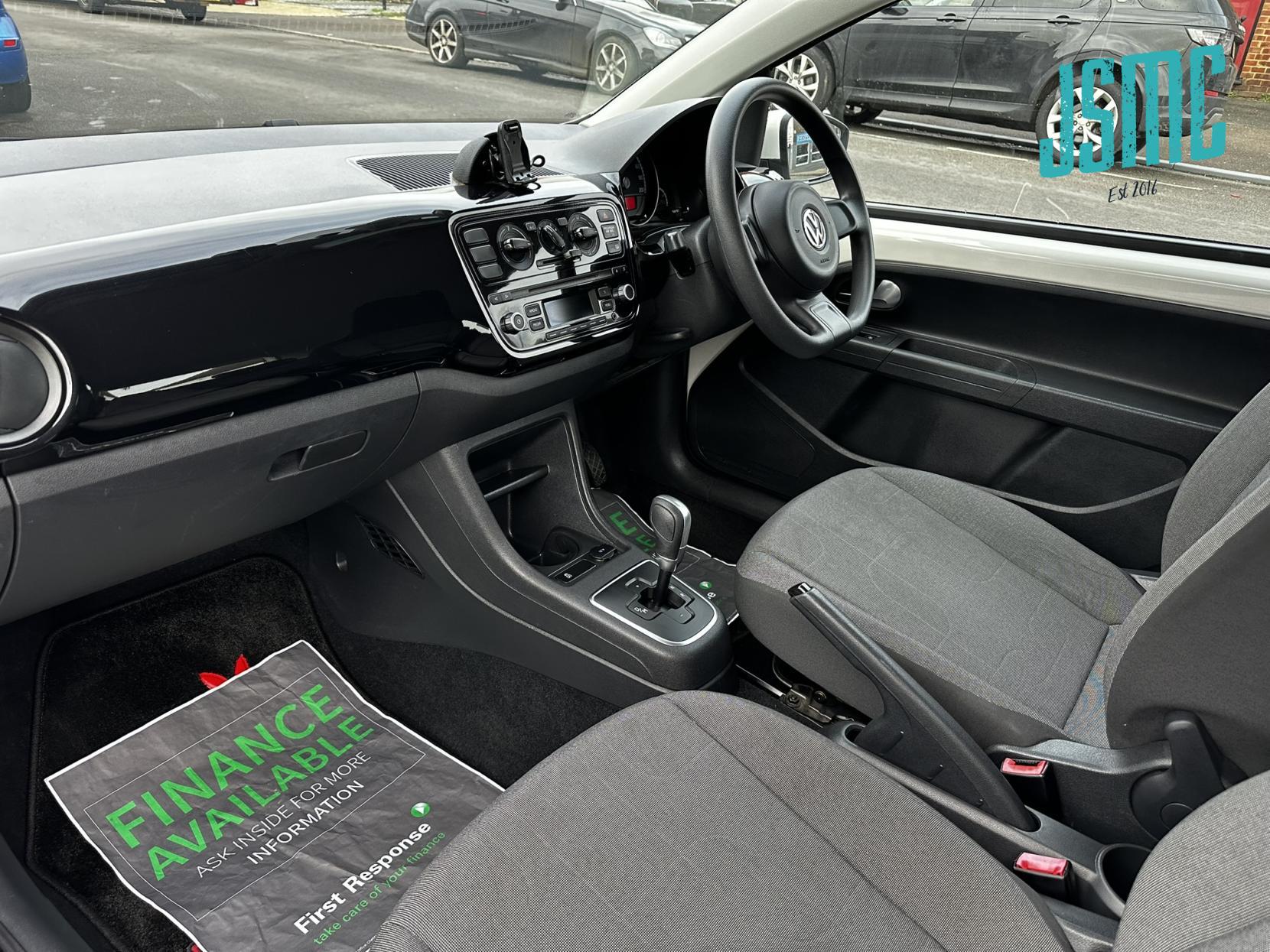 Volkswagen up! 1.0 Move up! Hatchback 3dr Petrol ASG Euro 5 (60 ps)