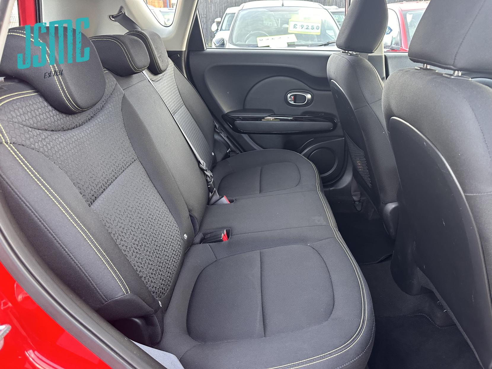 Kia Soul 1.6 GDi Connect SUV 5dr Petrol Manual Euro 5 (130 bhp)