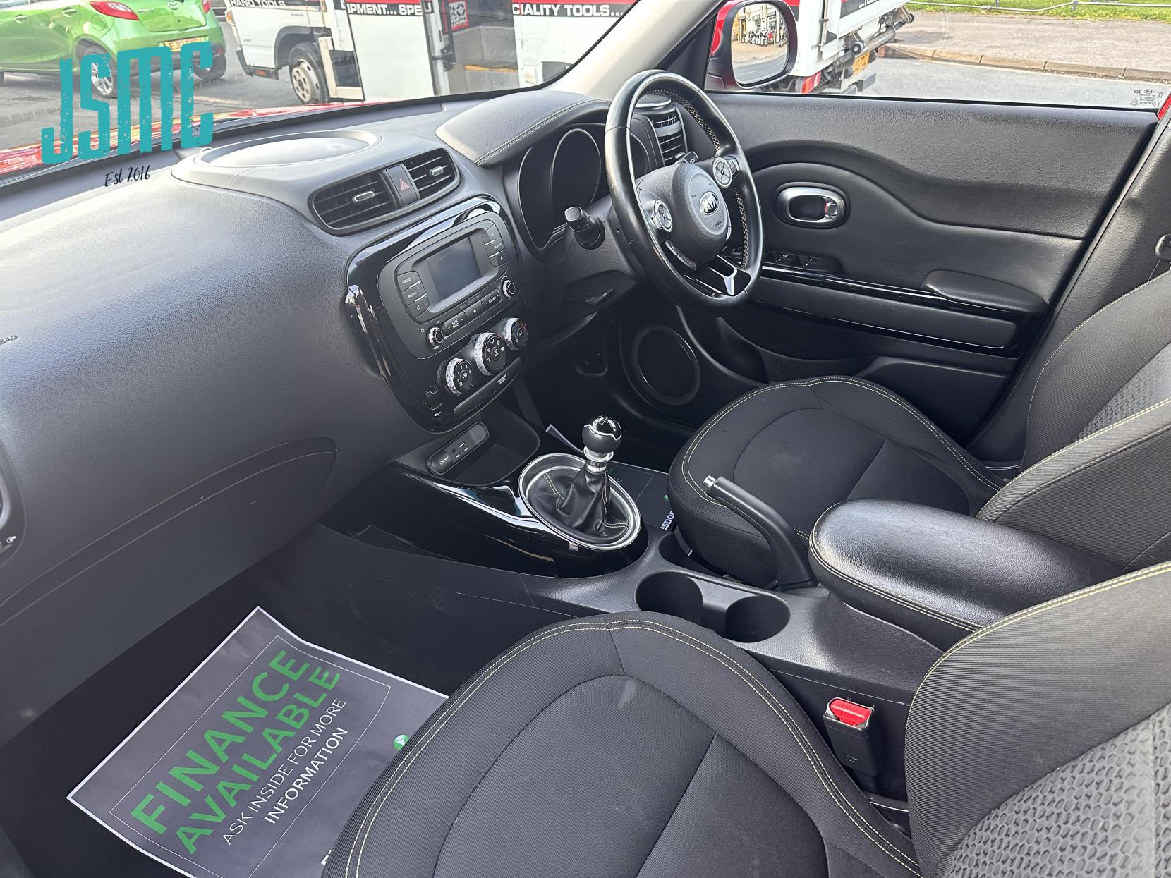 Kia Soul 1.6 GDi Connect SUV 5dr Petrol Manual Euro 5 (130 bhp)