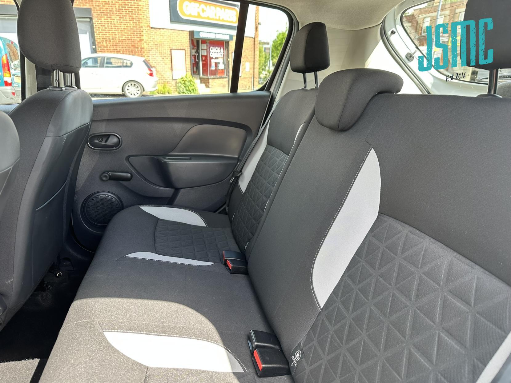Dacia Sandero Stepway 0.9 TCe Ambiance Hatchback 5dr Petrol Manual Euro 6 (s/s) (90 ps)