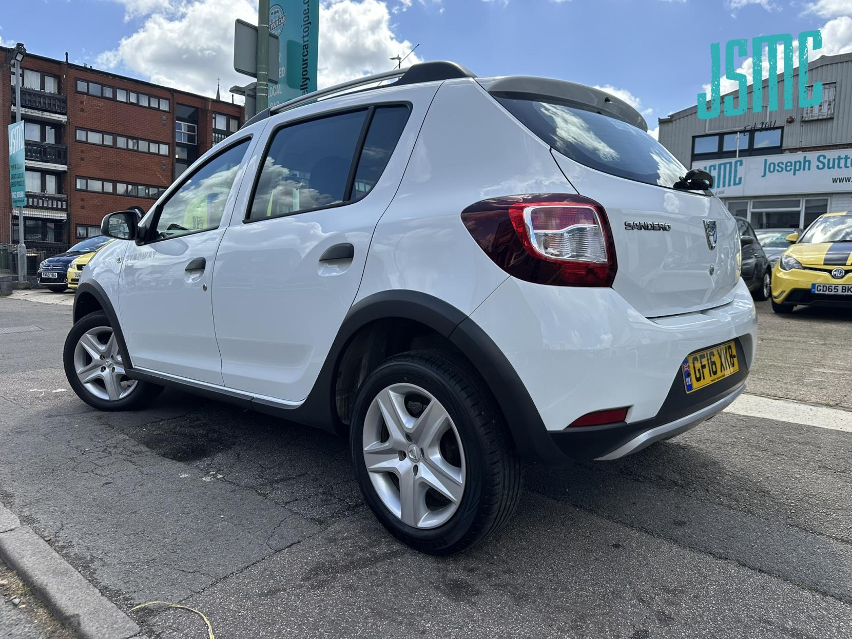 Dacia Sandero Stepway 0.9 TCe Ambiance Hatchback 5dr Petrol Manual Euro 6 (s/s) (90 ps)