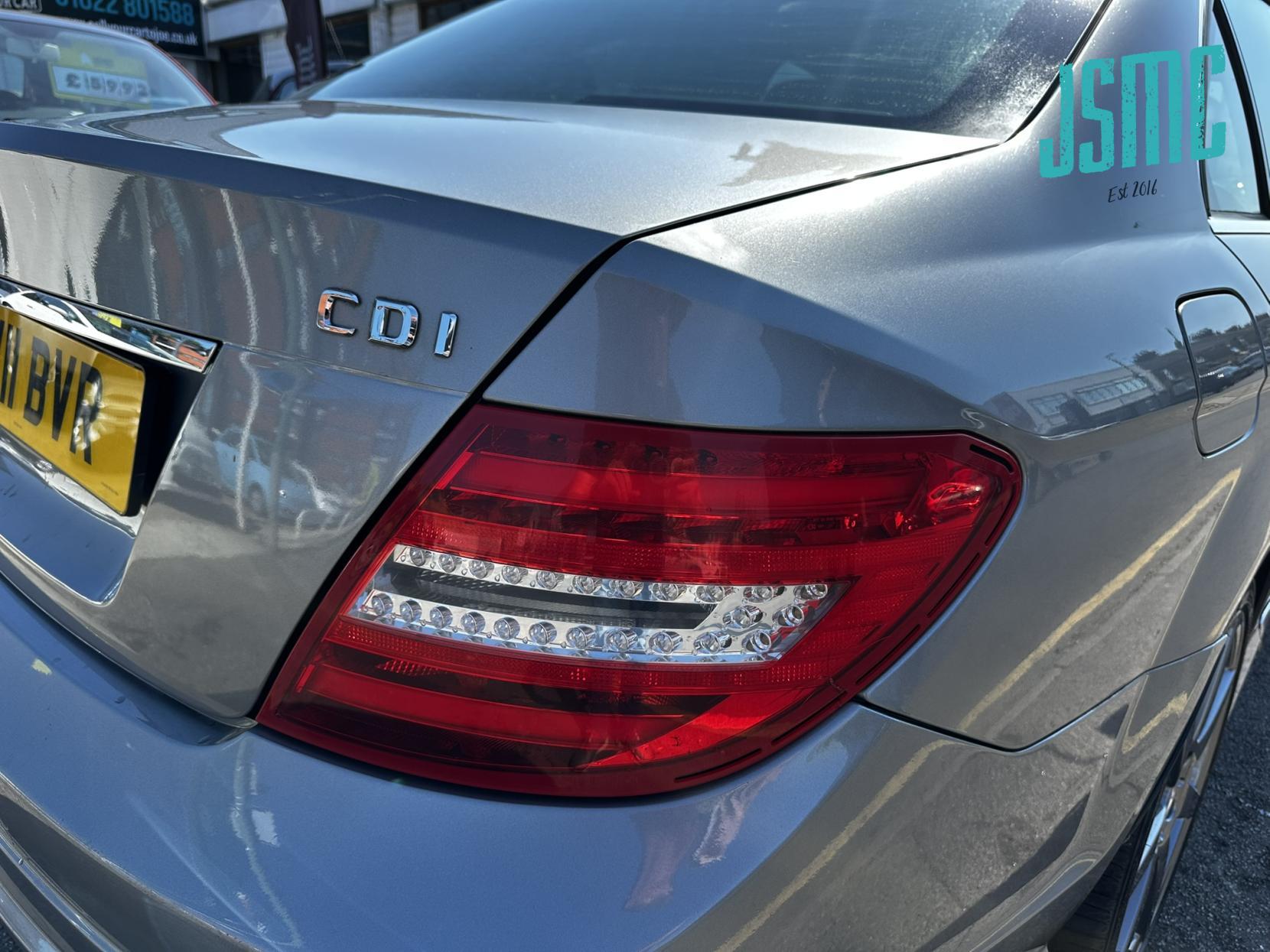 Mercedes-Benz C Class 2.1 C250 CDI BlueEfficiency Sport Saloon 4dr Diesel G-Tronic+ Euro 5 (s/s) (204 ps)