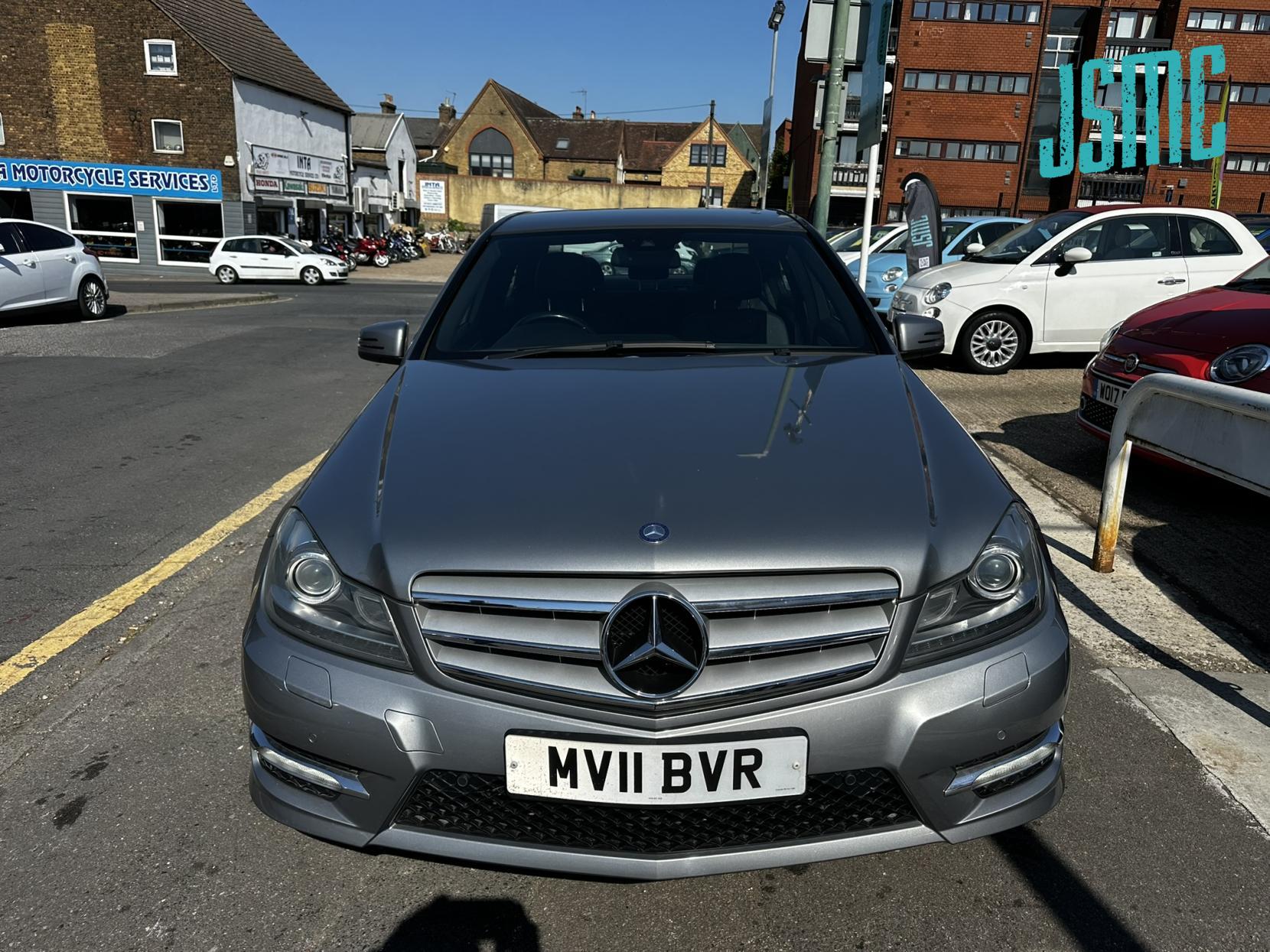 Mercedes-Benz C Class 2.1 C250 CDI BlueEfficiency Sport Saloon 4dr Diesel G-Tronic+ Euro 5 (s/s) (204 ps)