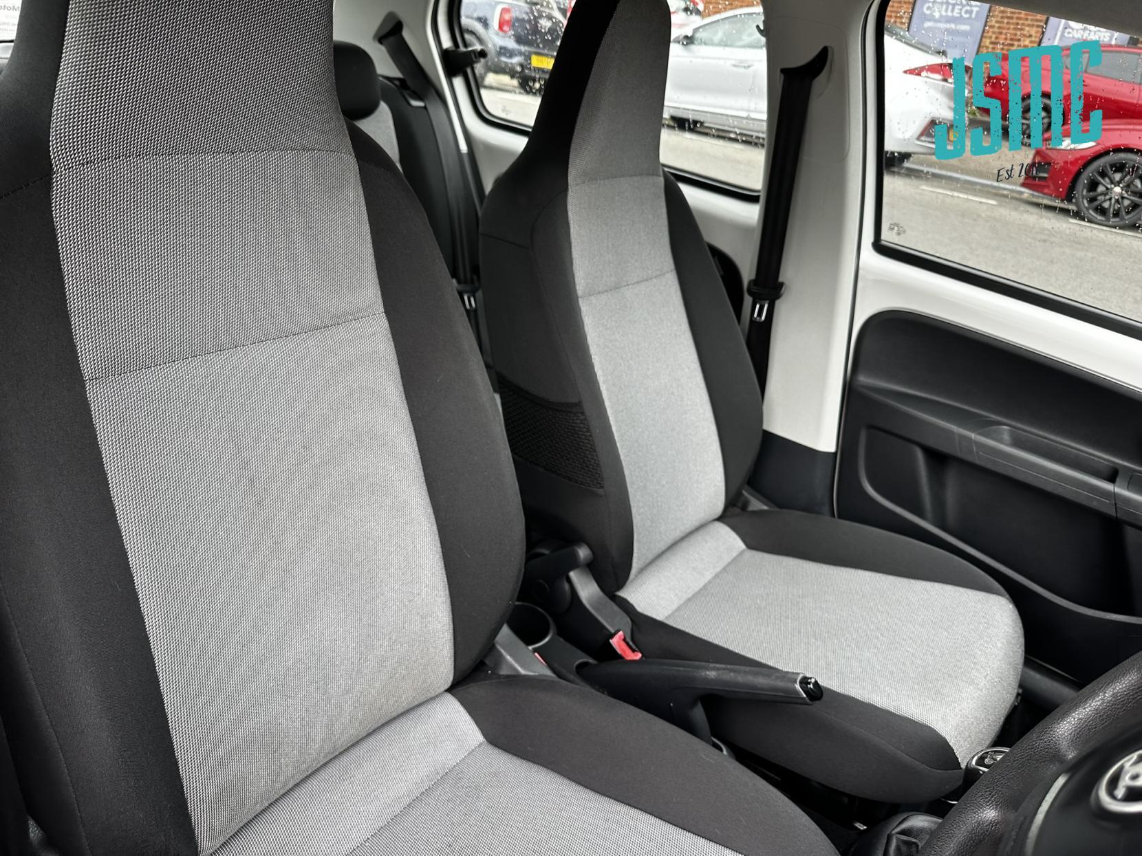 Skoda Citigo 1.0 MPI GreenTech SE Hatchback 5dr Petrol Manual Euro 5 (s/s) (60 ps)
