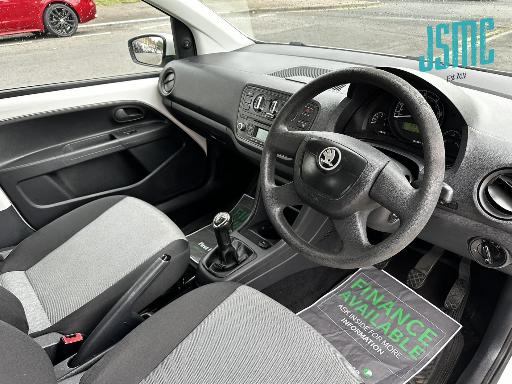 Skoda Citigo 1.0 MPI GreenTech SE Hatchback 5dr Petrol Manual Euro 5 (s/s) (60 ps)