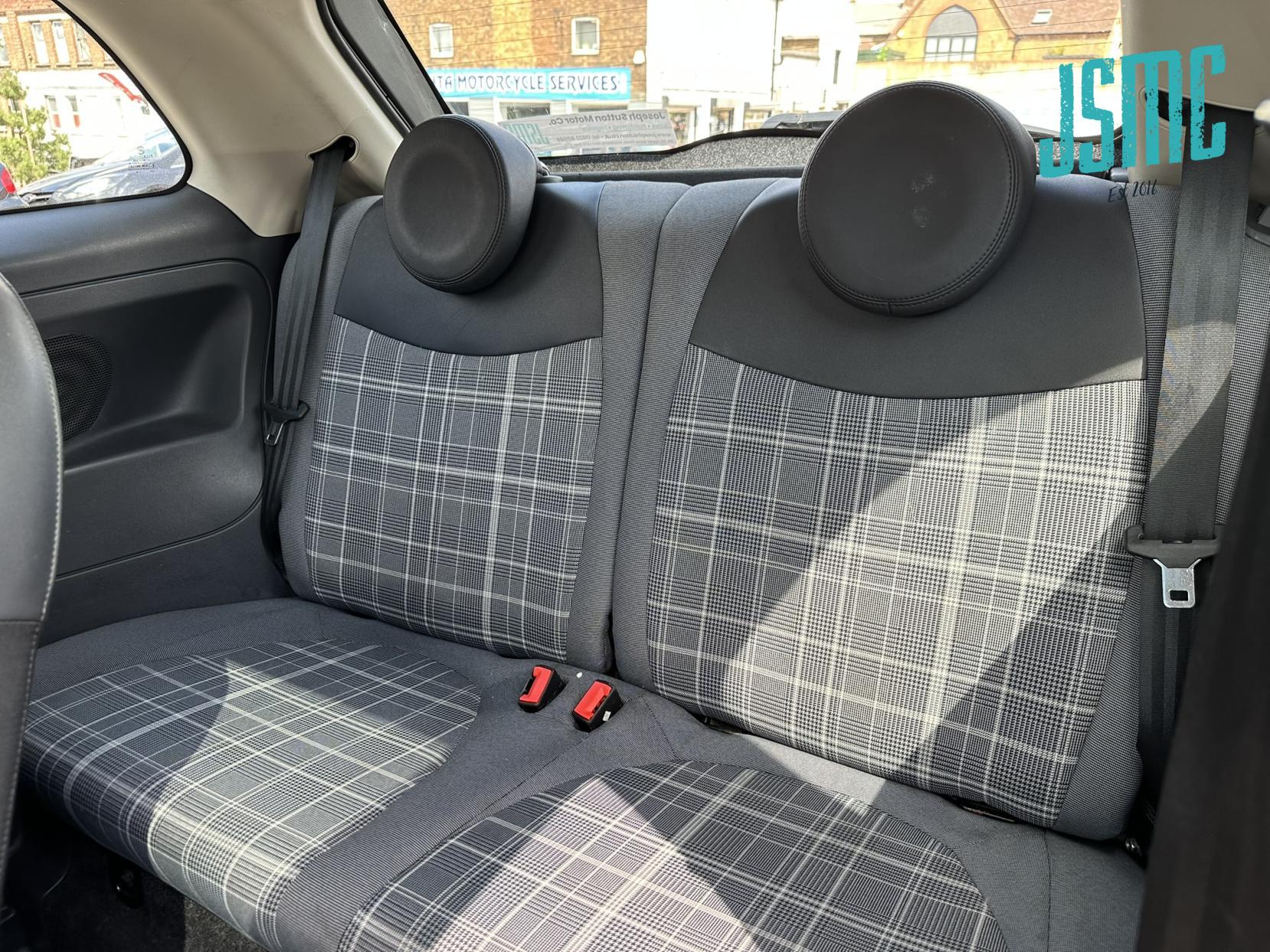 Fiat 500 1.2 Lounge Hatchback 3dr Petrol Manual Euro 6 (s/s) (69 bhp)