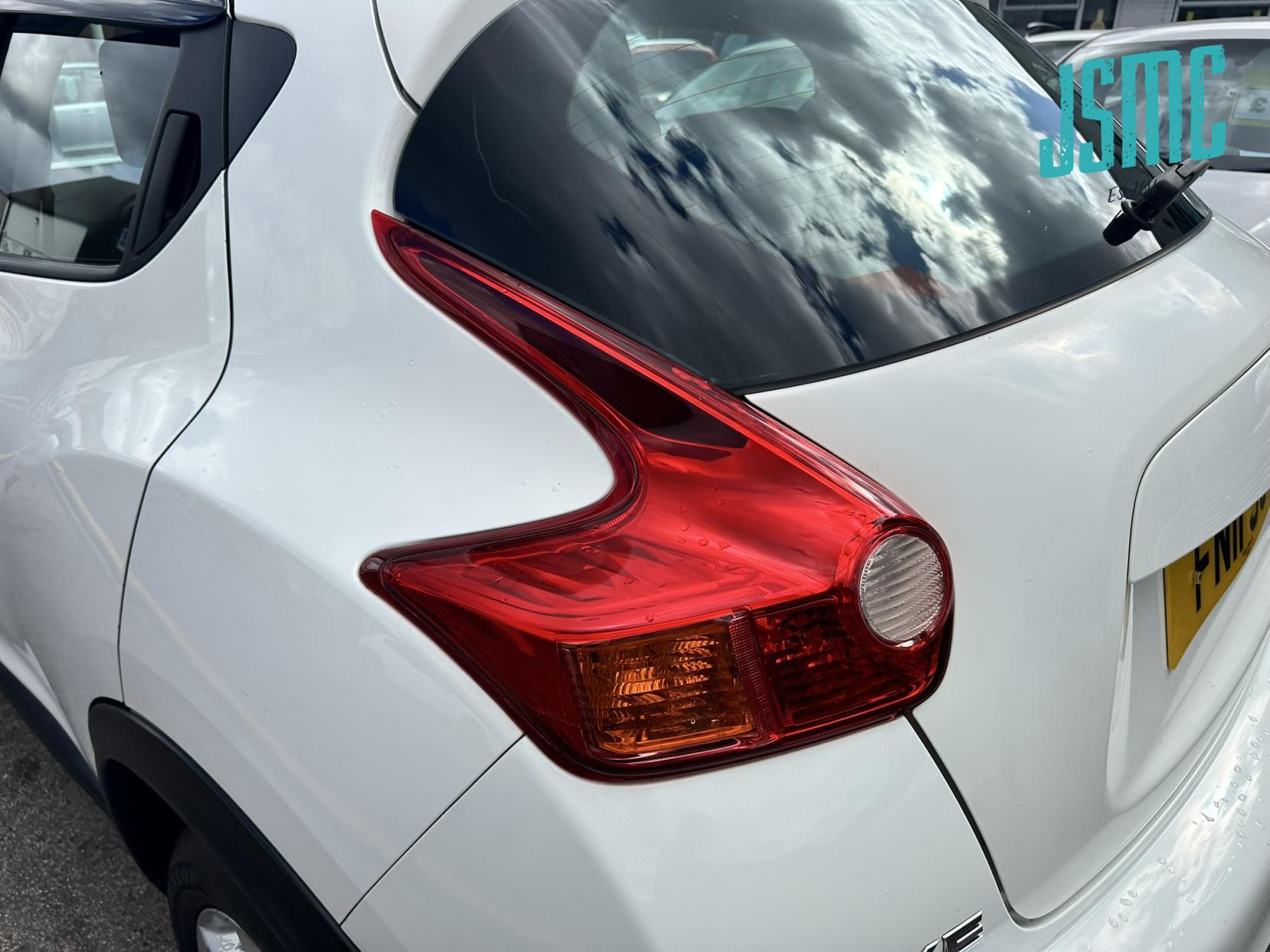 Nissan Juke 1.6 Acenta SUV 5dr Petrol Manual Euro 5 (117 ps)