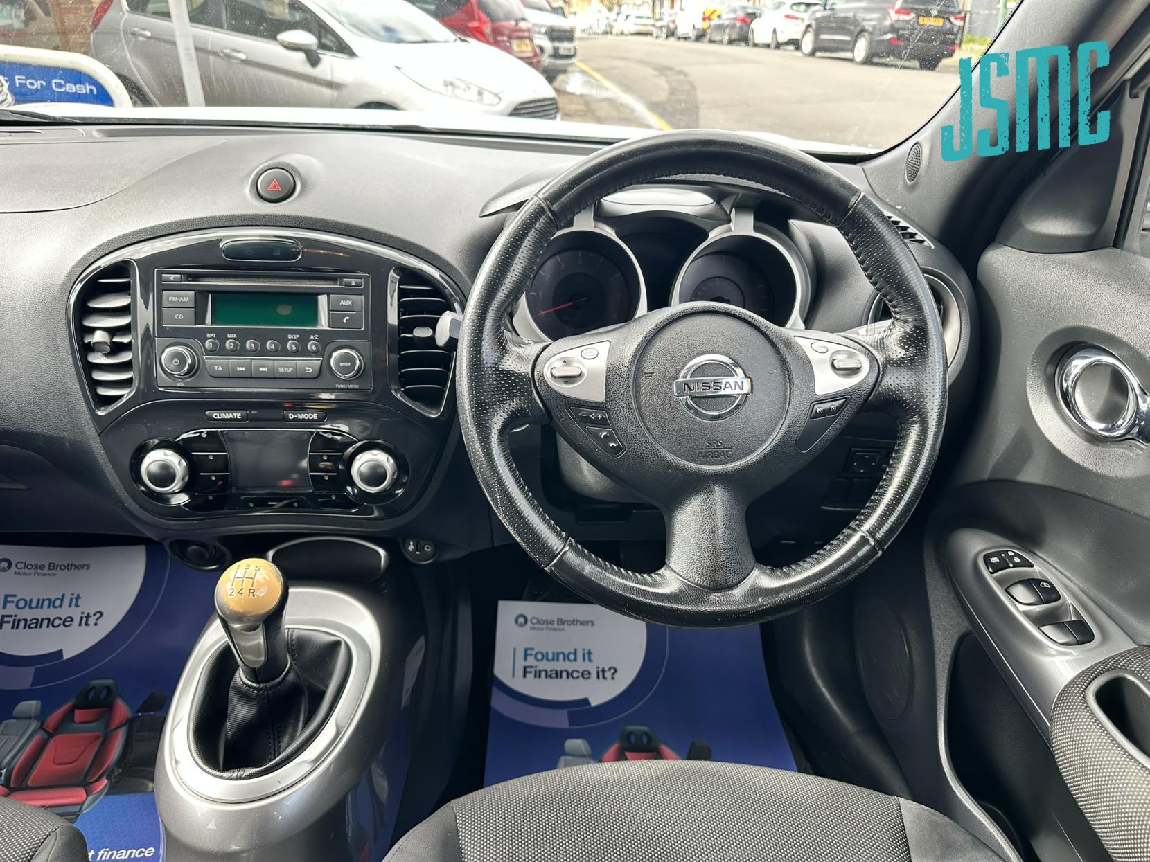 Nissan Juke 1.6 Acenta SUV 5dr Petrol Manual Euro 5 (117 ps)