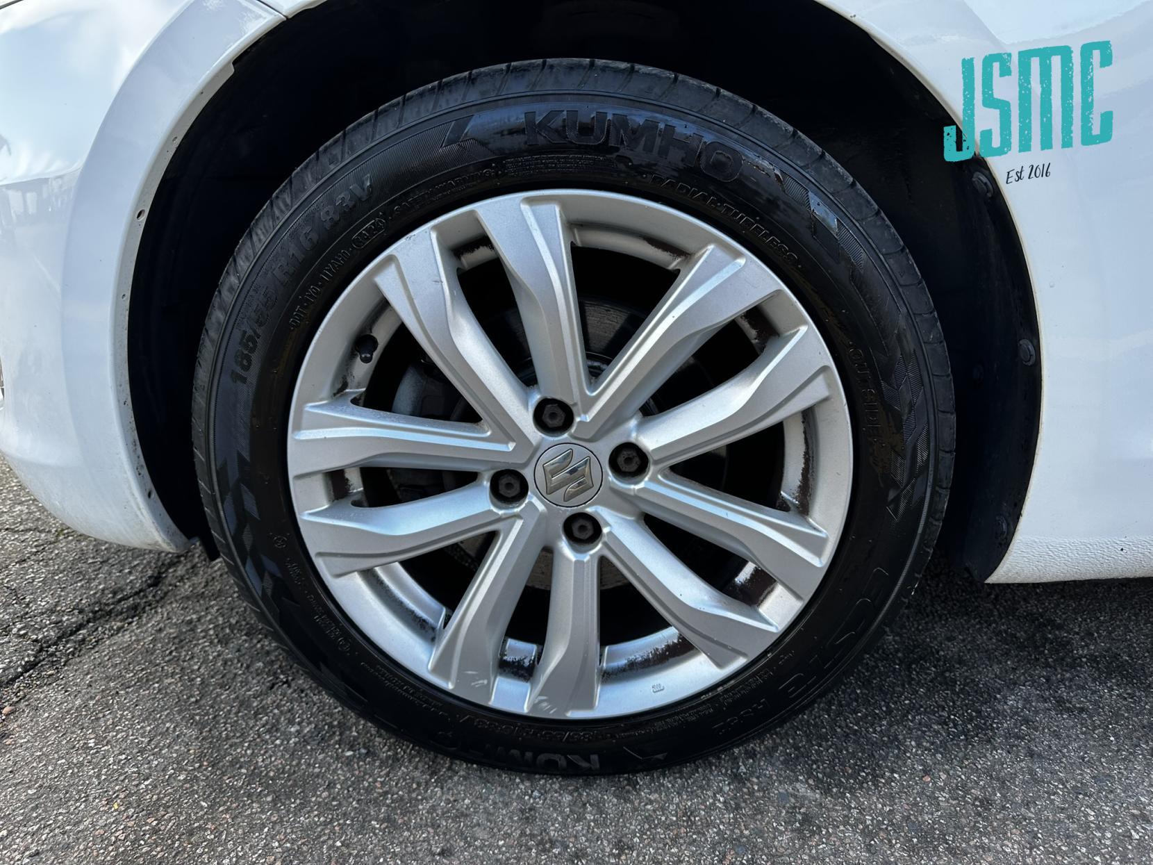 Suzuki Swift 1.2 Dualjet SZ4 Hatchback 5dr Petrol Manual Euro 5 (s/s) (90 ps)