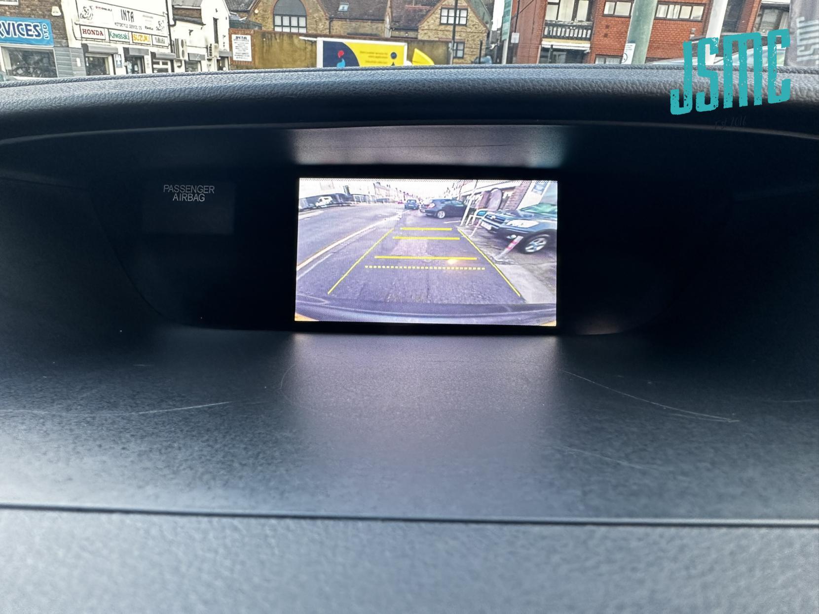 Honda CR-V 2.0 i-VTEC SE SUV 5dr Petrol Manual 4WD Euro 5 (s/s) (155 ps)