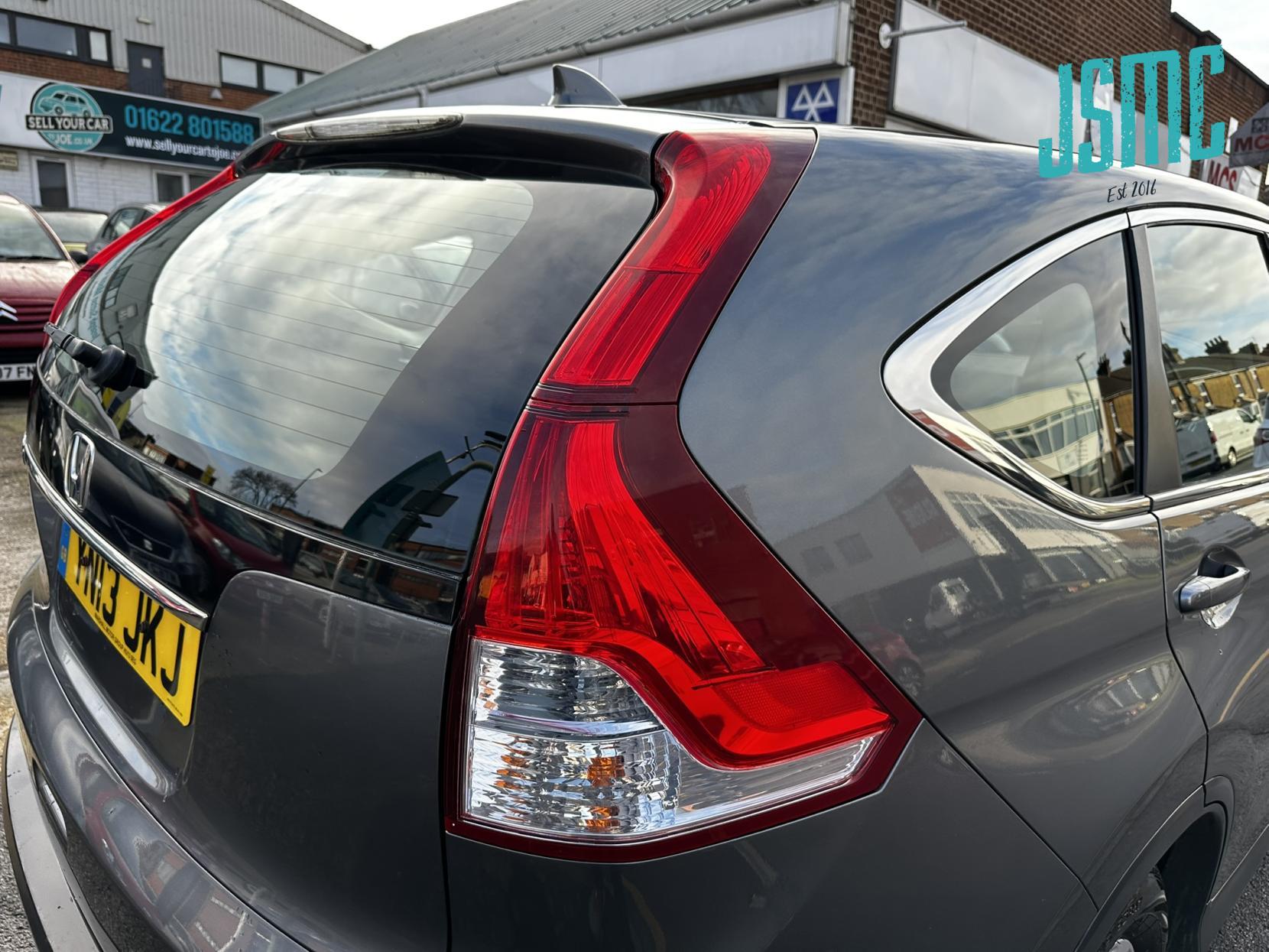 Honda CR-V 2.0 i-VTEC SE SUV 5dr Petrol Manual 4WD Euro 5 (s/s) (155 ps)