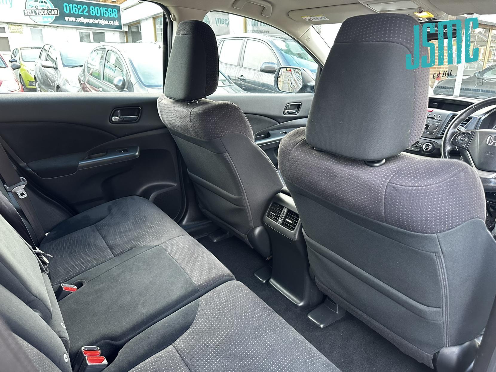 Honda CR-V 2.0 i-VTEC SE SUV 5dr Petrol Manual 4WD Euro 5 (s/s) (155 ps)