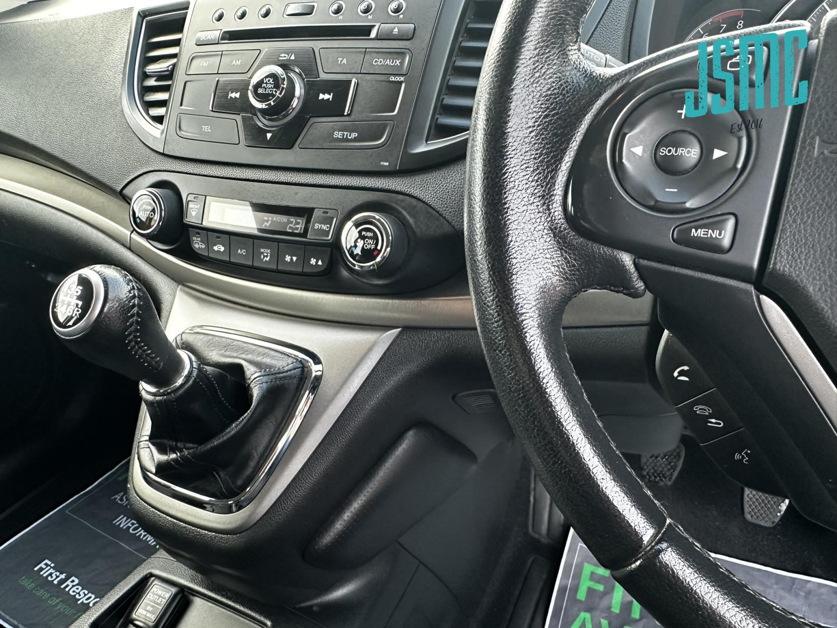 Honda CR-V 2.0 i-VTEC SE SUV 5dr Petrol Manual 4WD Euro 5 (s/s) (155 ps)