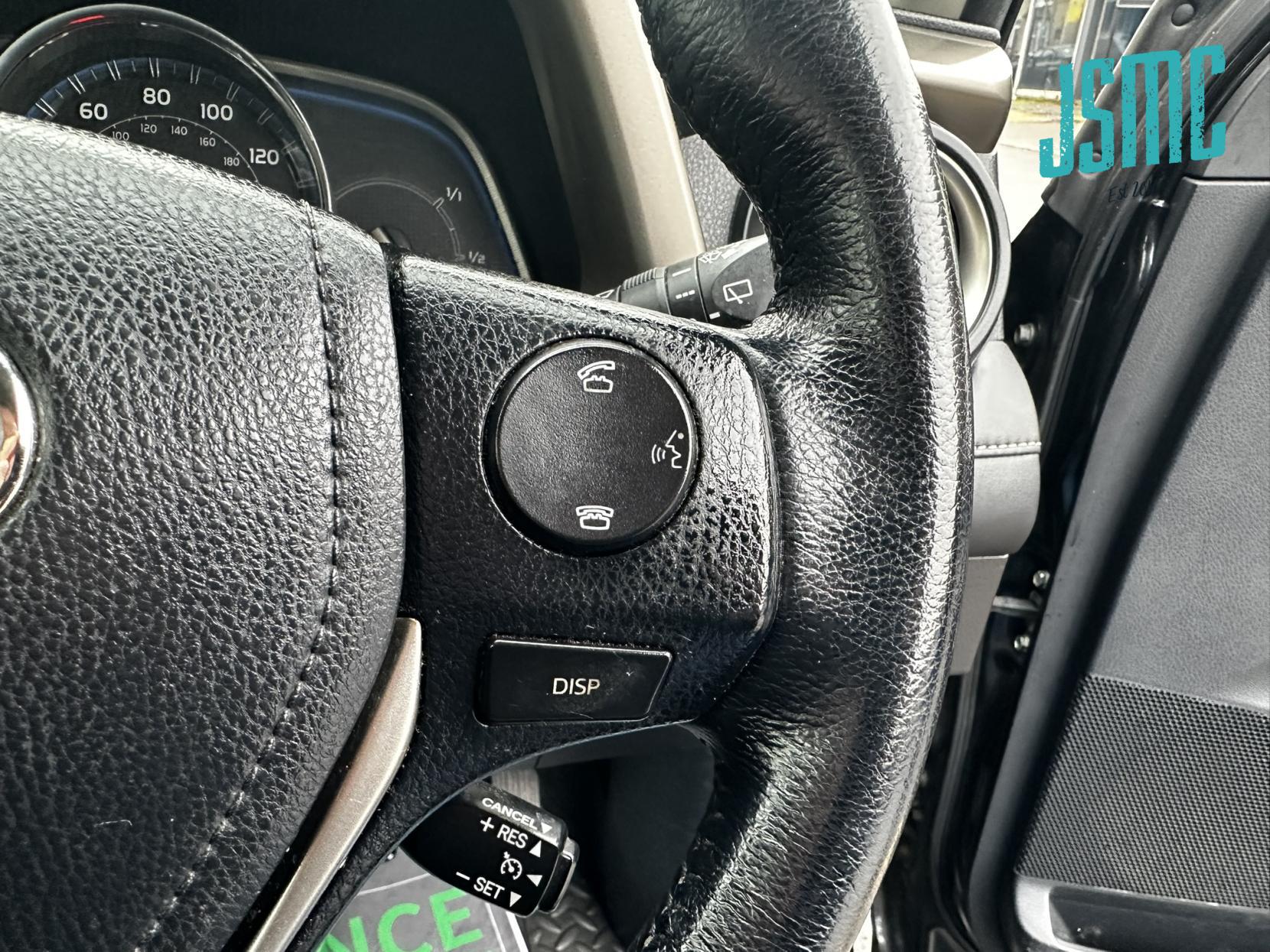 Toyota RAV4 2.0 D-4D Invincible SUV 5dr Diesel Manual 2WD Euro 5 (s/s) (124 ps)