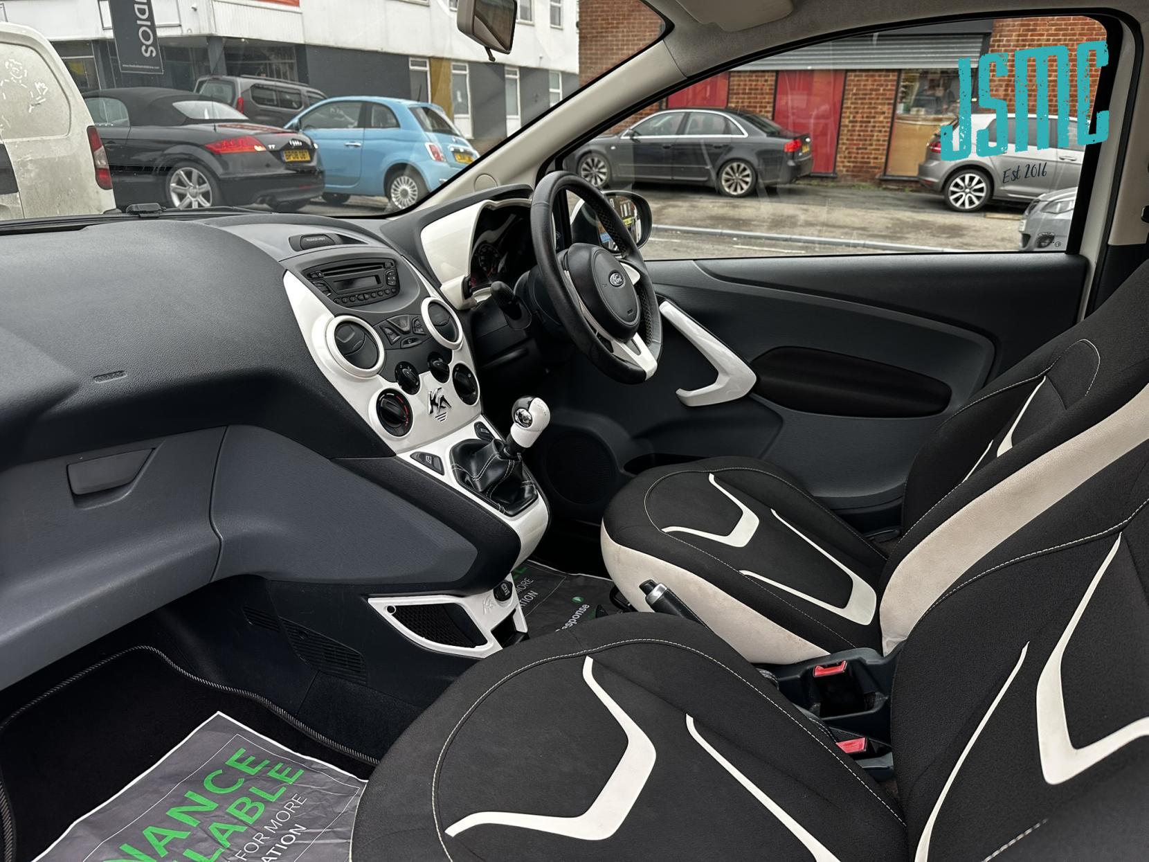 Ford Ka 1.2 Zetec White Edition Hatchback 3dr Petrol Manual Euro 6 (s/s) (69 ps)