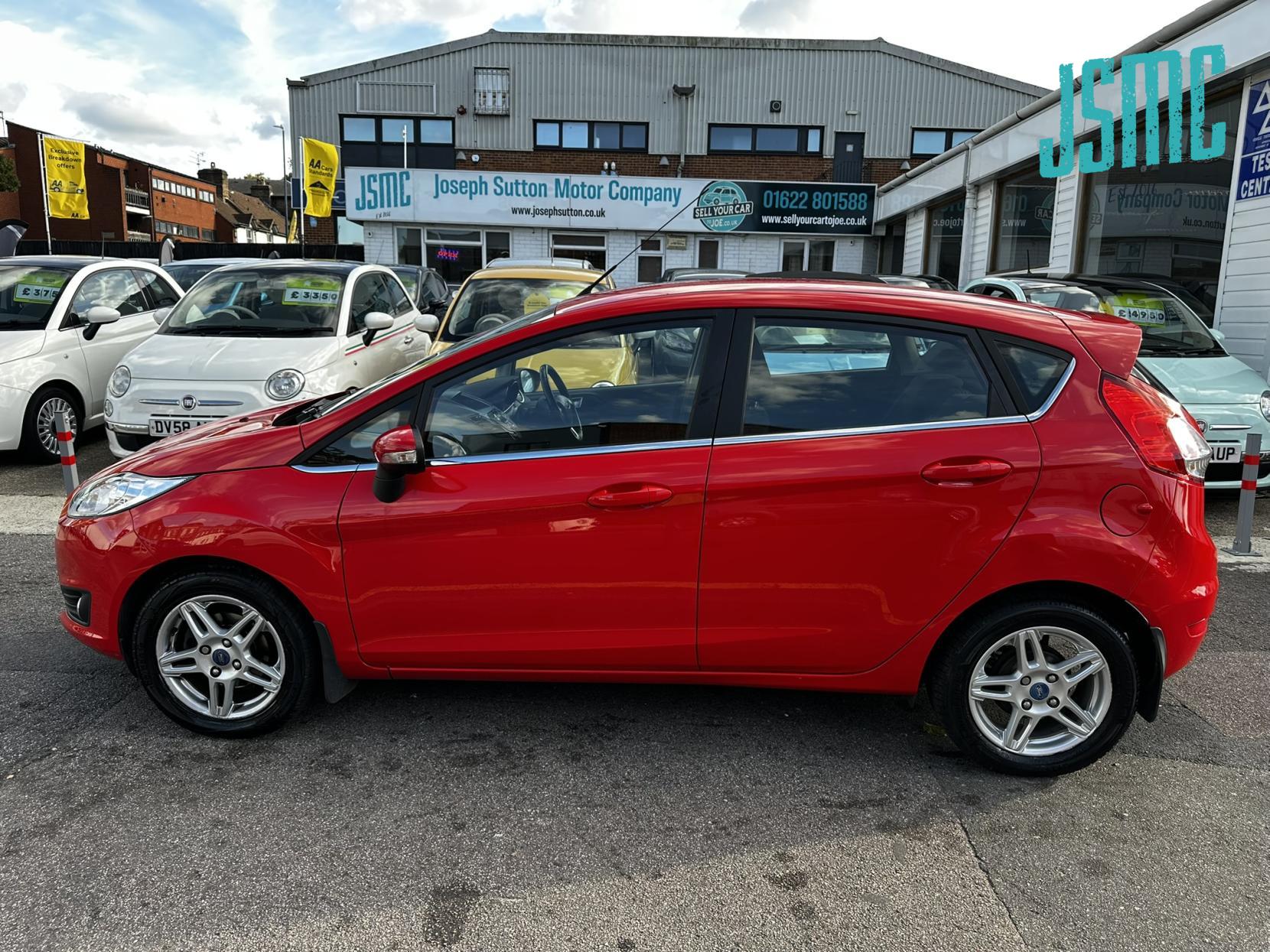 Ford Fiesta 1.25 Zetec Hatchback 5dr Petrol Manual Euro 5 (82 ps)