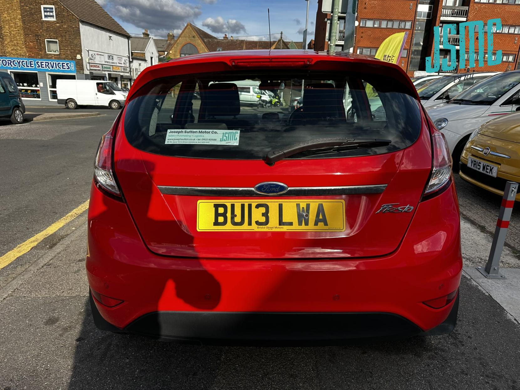 Ford Fiesta 1.25 Zetec Hatchback 5dr Petrol Manual Euro 5 (82 ps)