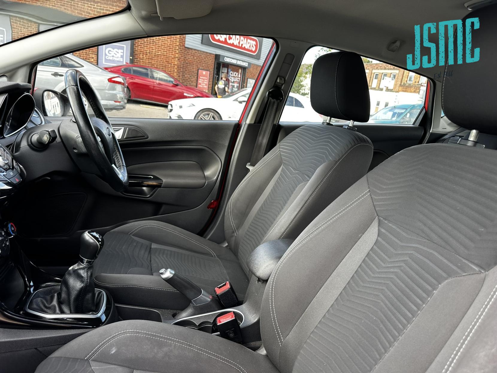 Ford Fiesta 1.25 Zetec Hatchback 5dr Petrol Manual Euro 5 (82 ps)