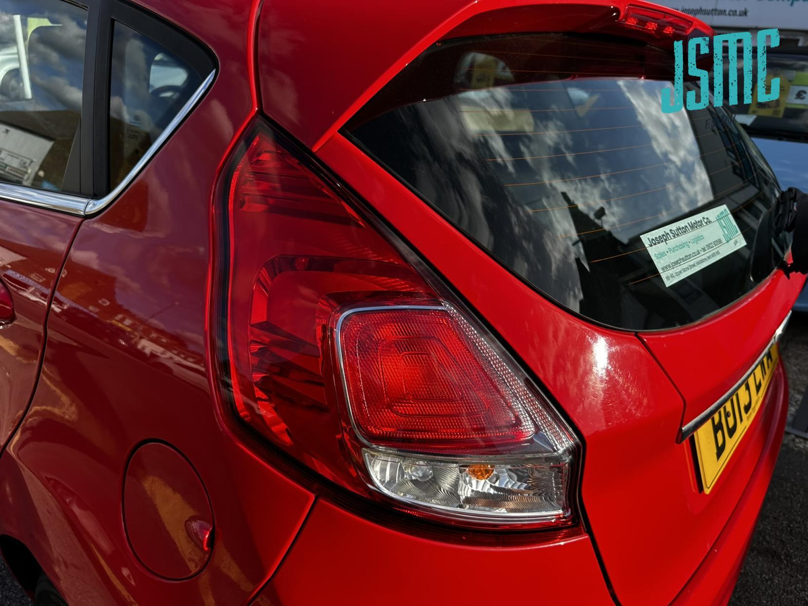Ford Fiesta 1.25 Zetec Hatchback 5dr Petrol Manual Euro 5 (82 ps)