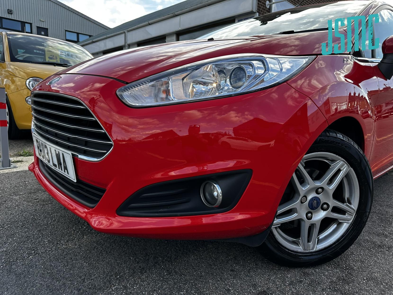 Ford Fiesta 1.25 Zetec Hatchback 5dr Petrol Manual Euro 5 (82 ps)