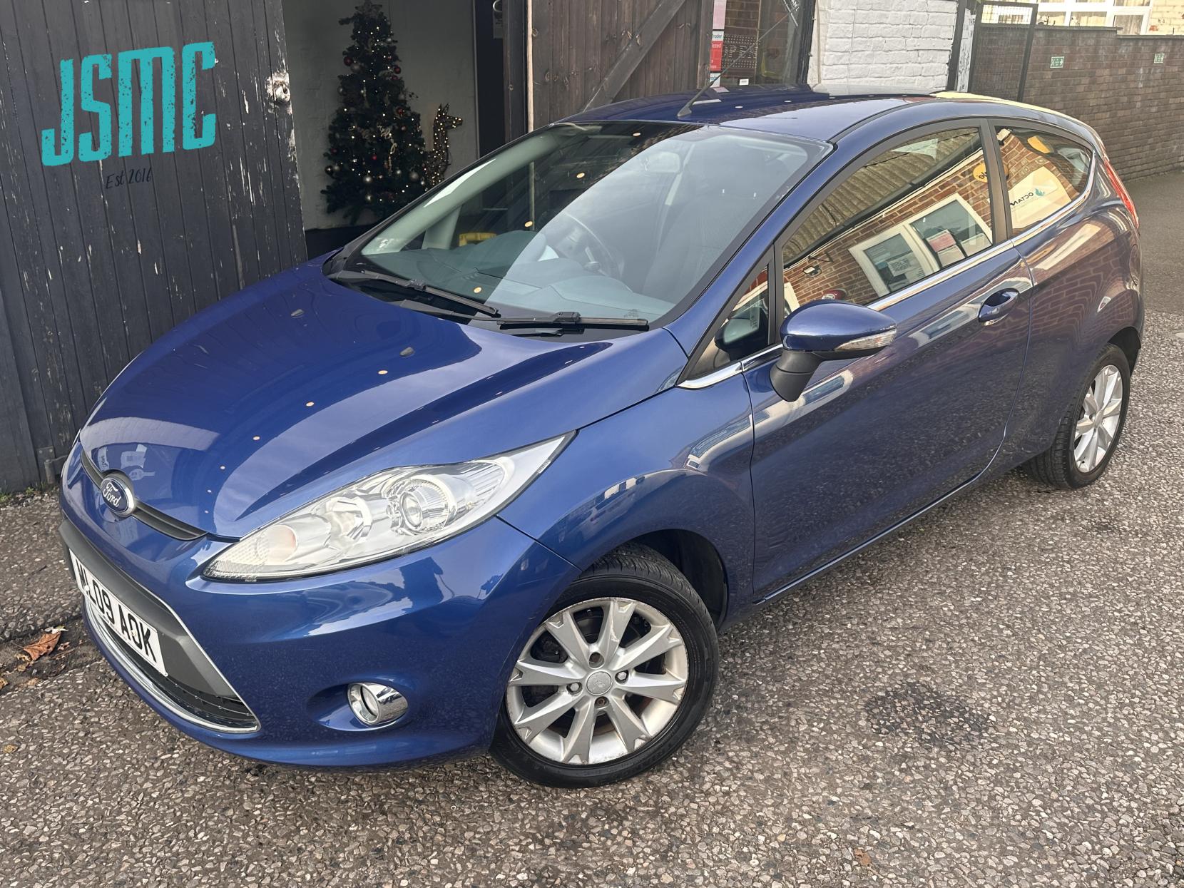 Ford Fiesta 1.25 Zetec Hatchback 3dr Petrol Manual (133 g/km, 81 bhp)