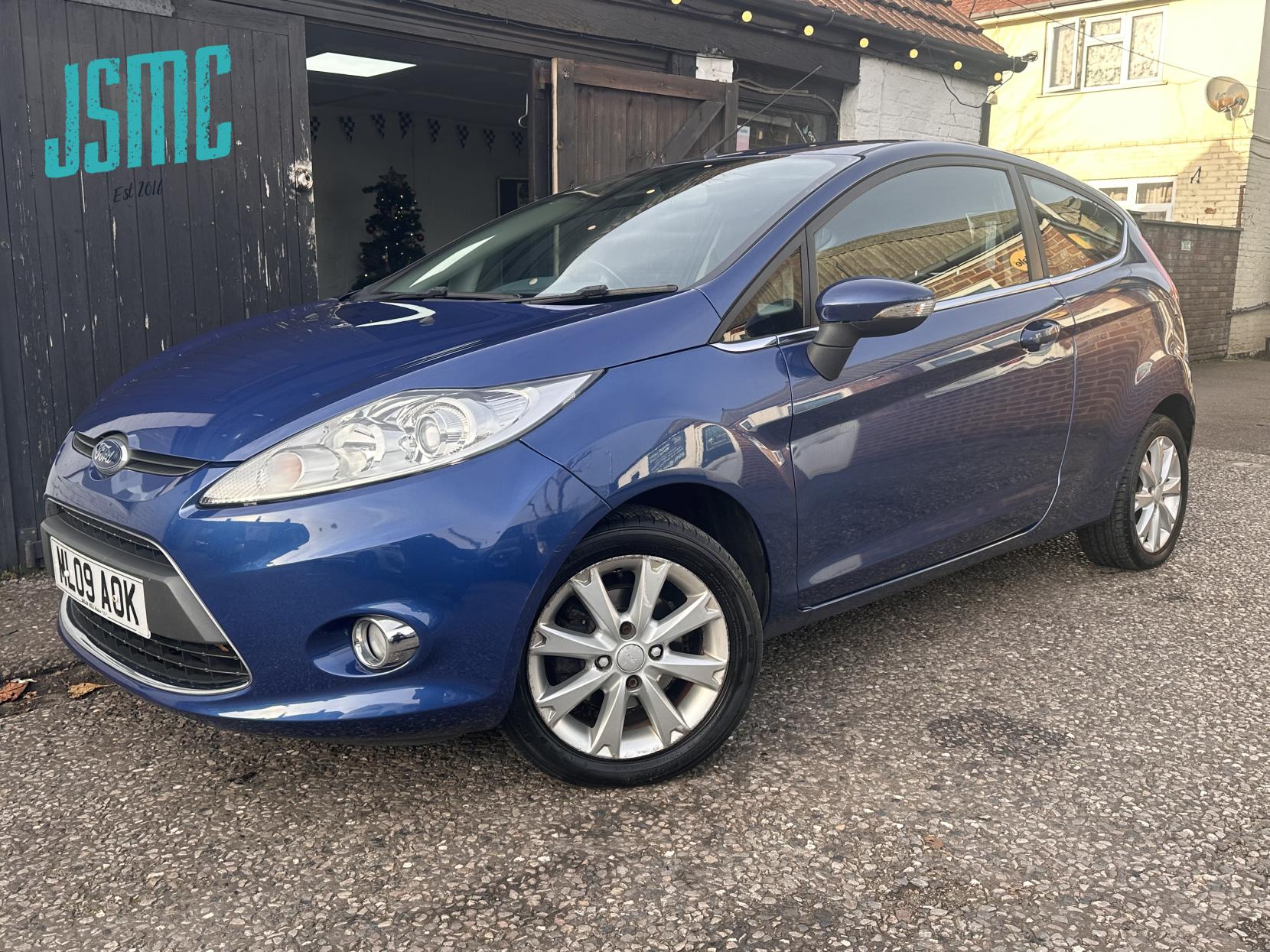 Ford Fiesta 1.25 Zetec Hatchback 3dr Petrol Manual (133 g/km, 81 bhp)