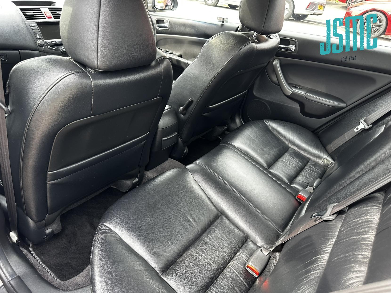 Honda Accord 2.0 i-VTEC EX Saloon 4dr Petrol Automatic (200 g/km, 153 bhp)