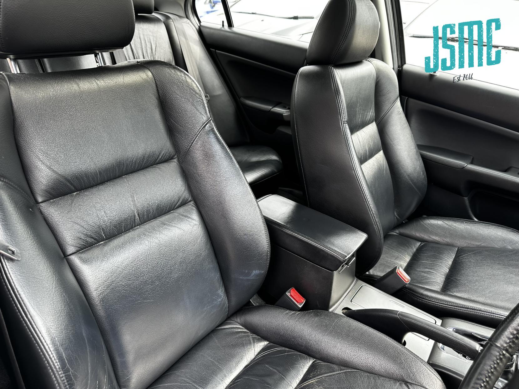 Honda Accord 2.0 i-VTEC EX Saloon 4dr Petrol Automatic (200 g/km, 153 bhp)