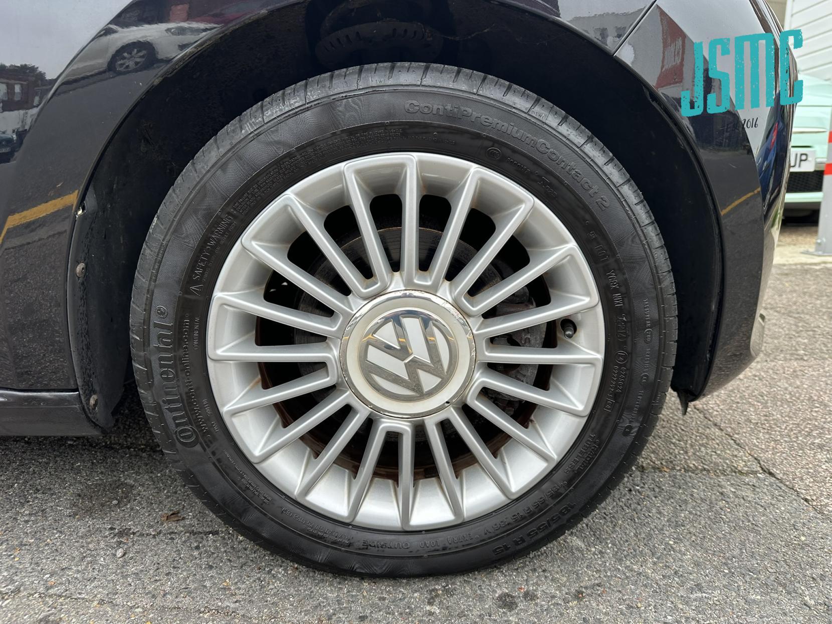 Volkswagen up! 1.0 BlueMotion Tech High up! Hatchback 5dr Petrol Manual Euro 5 (s/s) (75 ps)