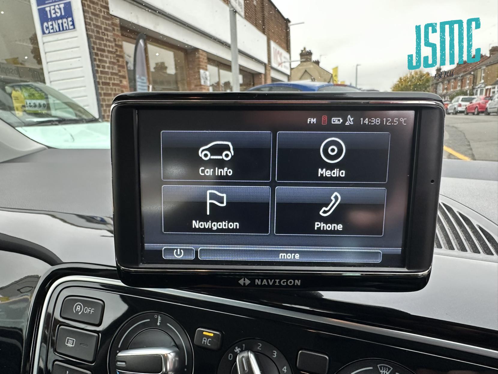 Volkswagen up! 1.0 BlueMotion Tech High up! Hatchback 5dr Petrol Manual Euro 5 (s/s) (75 ps)