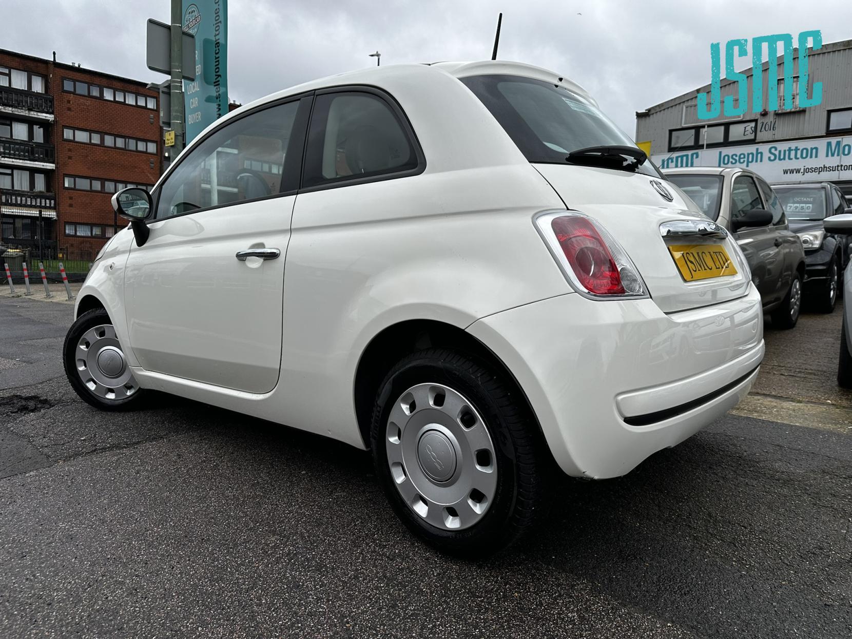 Fiat 500 0.9 TwinAir Pop Hatchback 3dr Petrol Dualogic Euro 5 (s/s) (85 bhp)