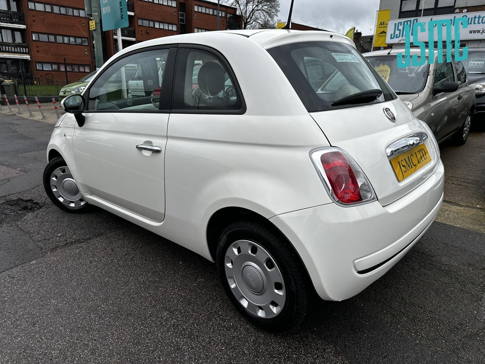 Fiat 500 0.9 TwinAir Pop Hatchback 3dr Petrol Dualogic Euro 5 (s/s) (85 bhp)