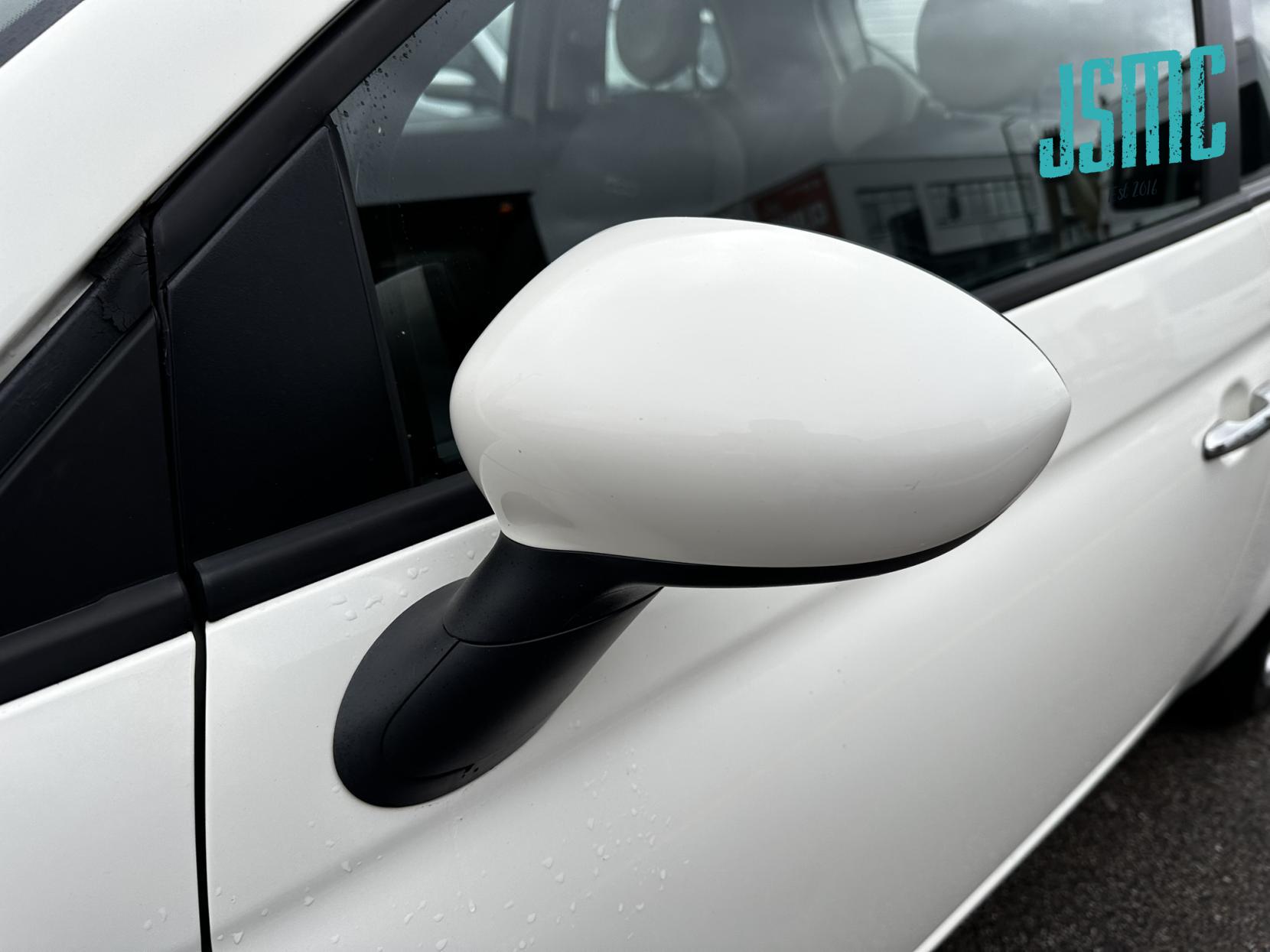 Fiat 500 0.9 TwinAir Pop Hatchback 3dr Petrol Dualogic Euro 5 (s/s) (85 bhp)