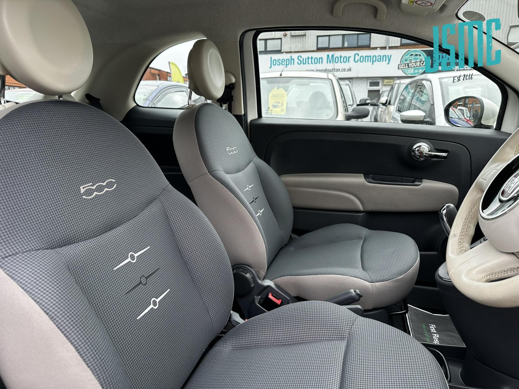 Fiat 500 0.9 TwinAir Pop Hatchback 3dr Petrol Dualogic Euro 5 (s/s) (85 bhp)