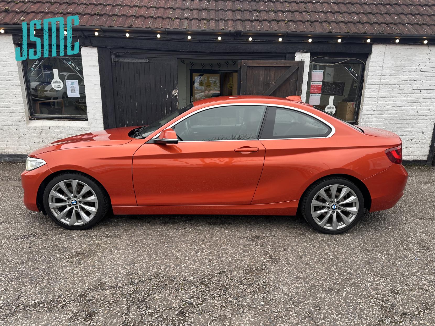 BMW 2 Series 2.0 220d Luxury Coupe 2dr Diesel Manual Euro 6 (s/s) (190 ps)