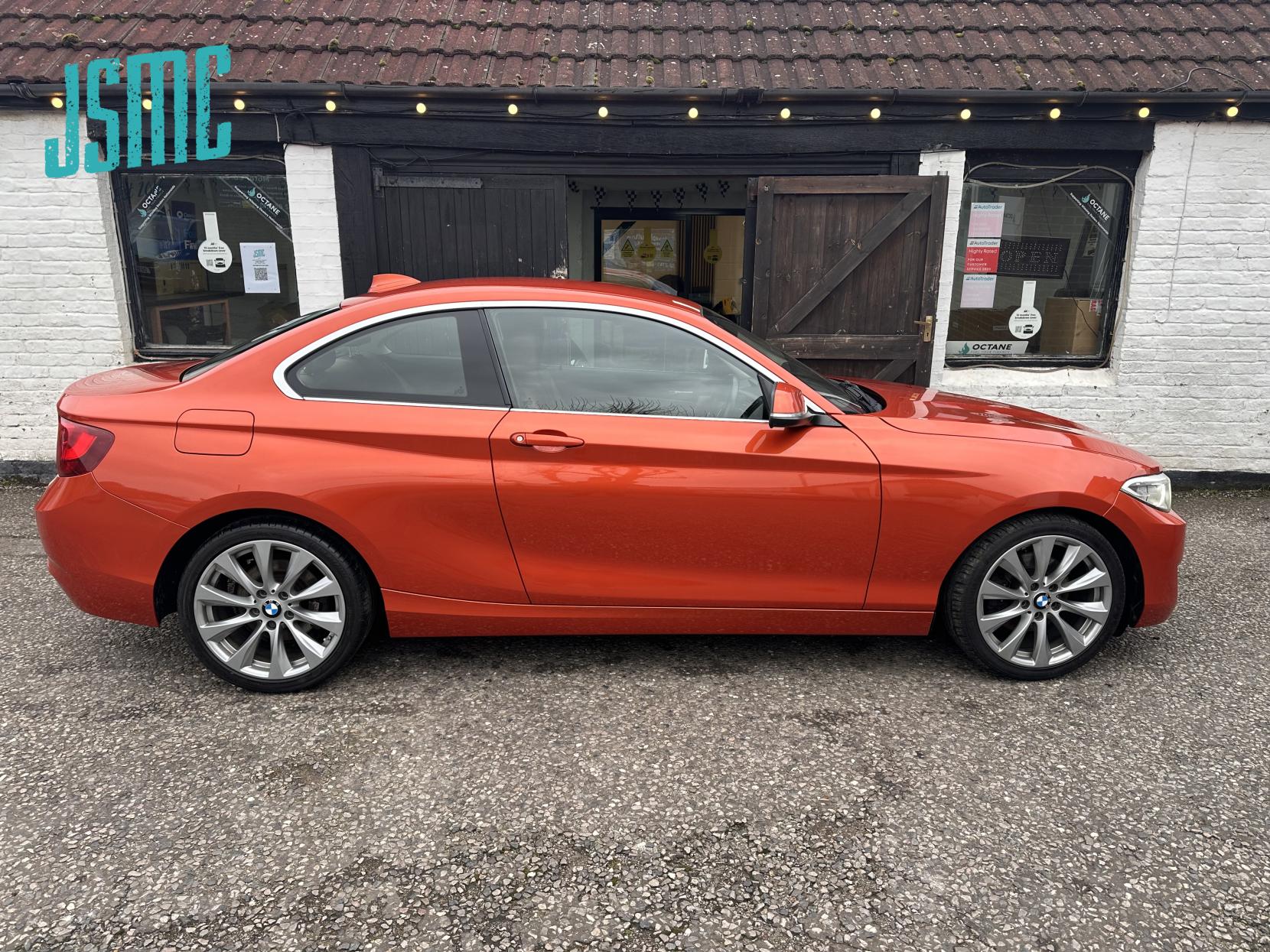 BMW 2 Series 2.0 220d Luxury Coupe 2dr Diesel Manual Euro 6 (s/s) (190 ps)