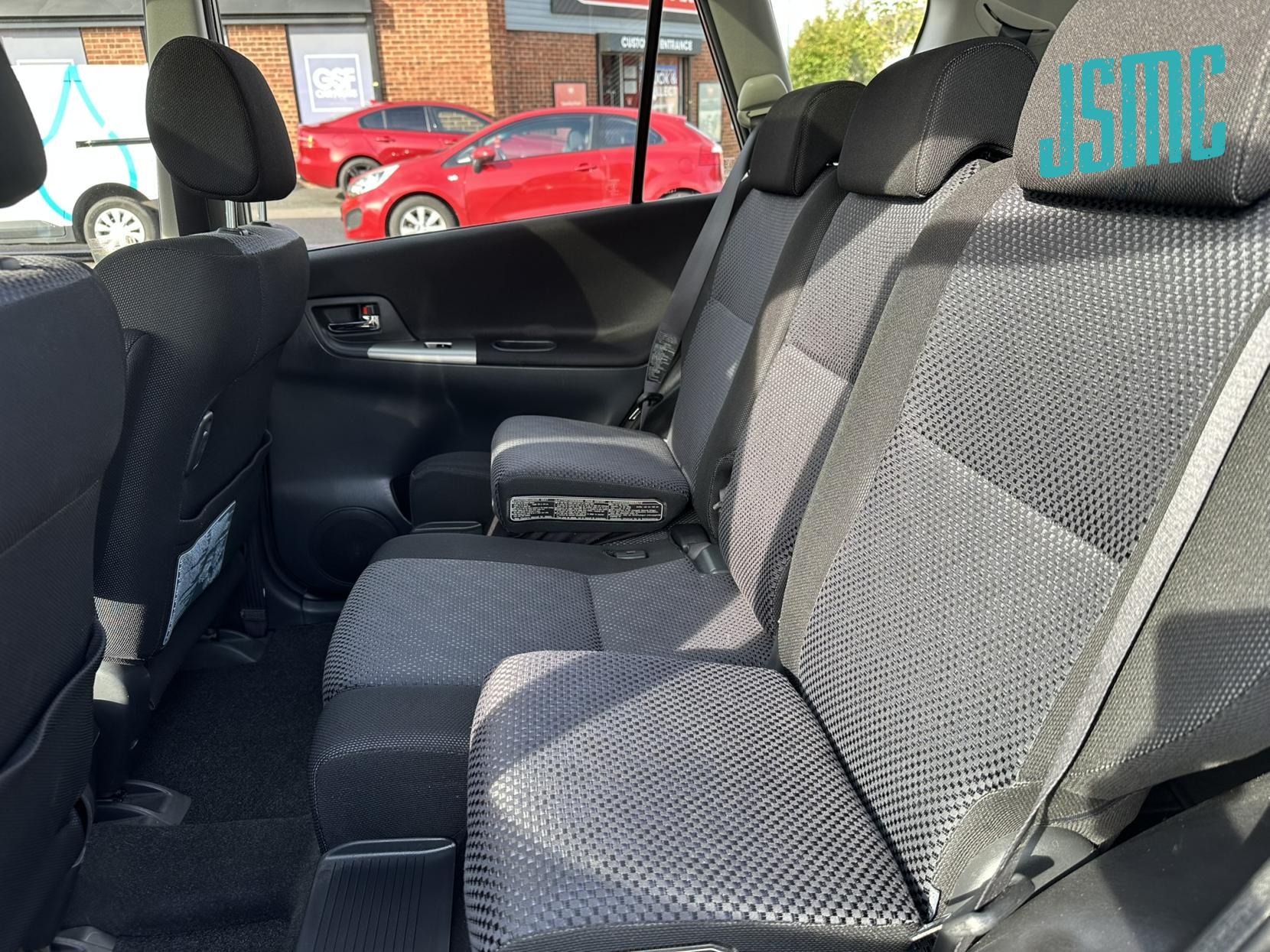 Toyota Corolla Verso 1.8 VVT-i T Spirit MPV 5dr Petrol Automatic (195 g/km, 133 bhp)