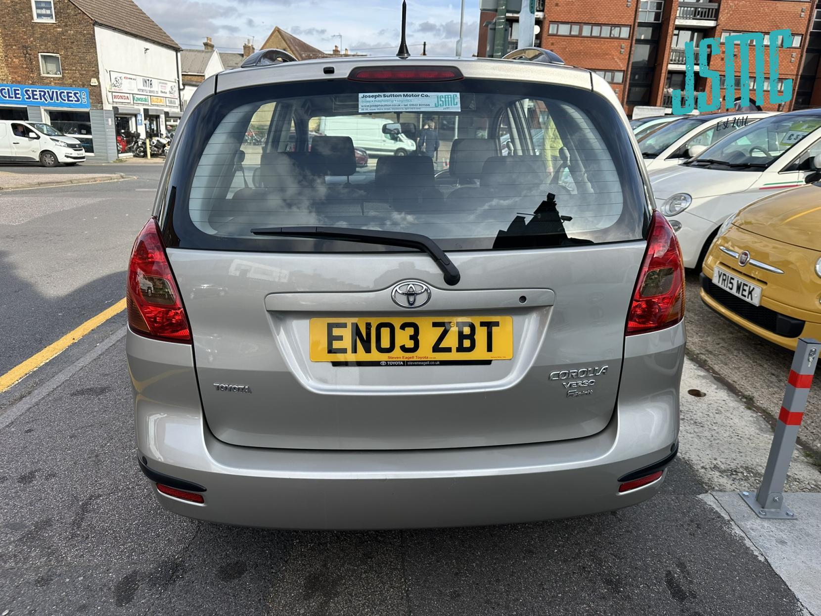 Toyota Corolla Verso 1.8 VVT-i T Spirit MPV 5dr Petrol Automatic (195 g/km, 133 bhp)