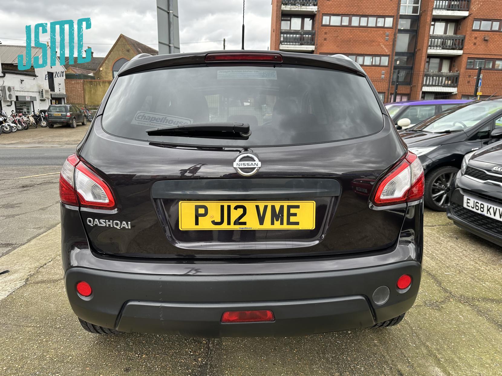 Nissan Qashqai 1.6 n-tec+ SUV 5dr Petrol Manual 2WD Euro 5 (117 ps)