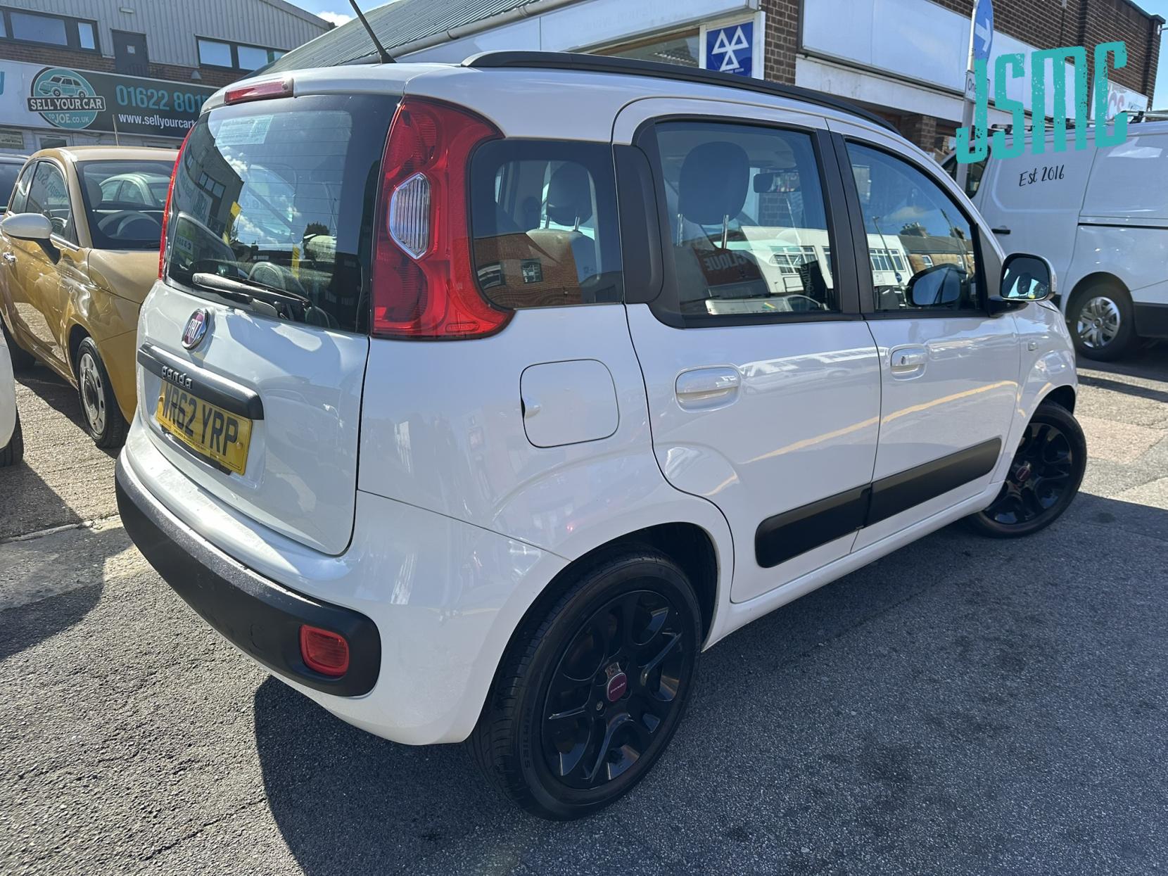 Fiat Panda 1.2 Lounge Hatchback 5dr Petrol Manual Euro 5 (69 bhp)