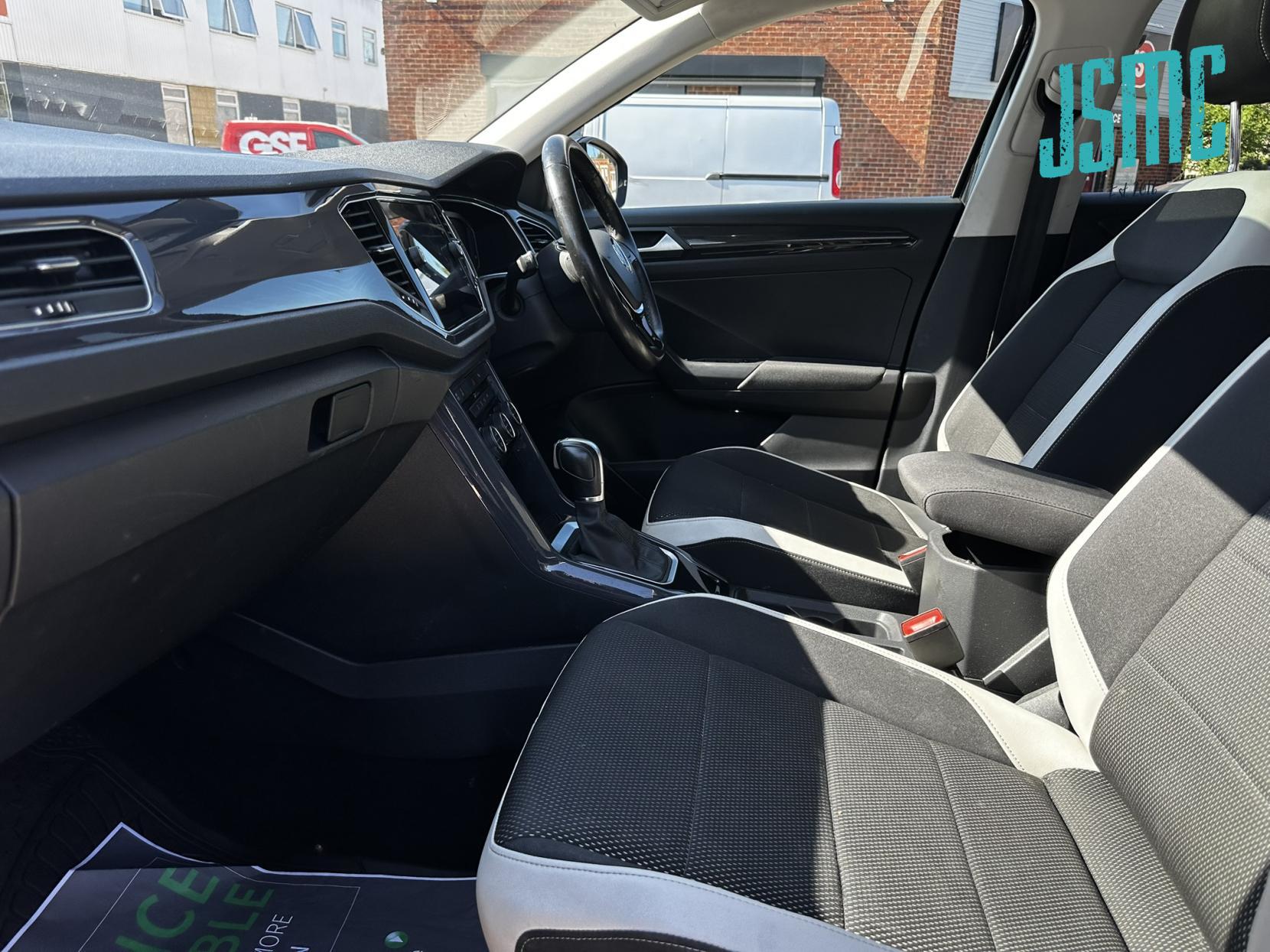 Volkswagen T-Roc 1.5 TSI GPF EVO SEL SUV 5dr Petrol DSG Euro 6 (s/s) (150 ps)