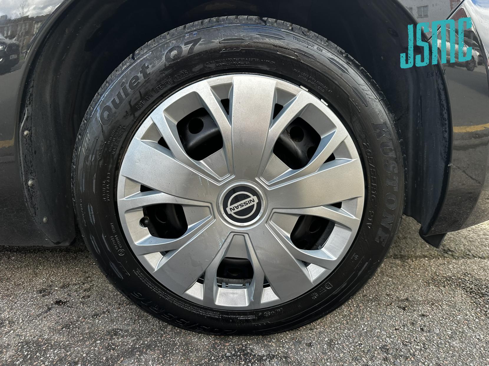 Nissan Leaf 24kWh Visia Hatchback 5dr Electric Auto (107 bhp)