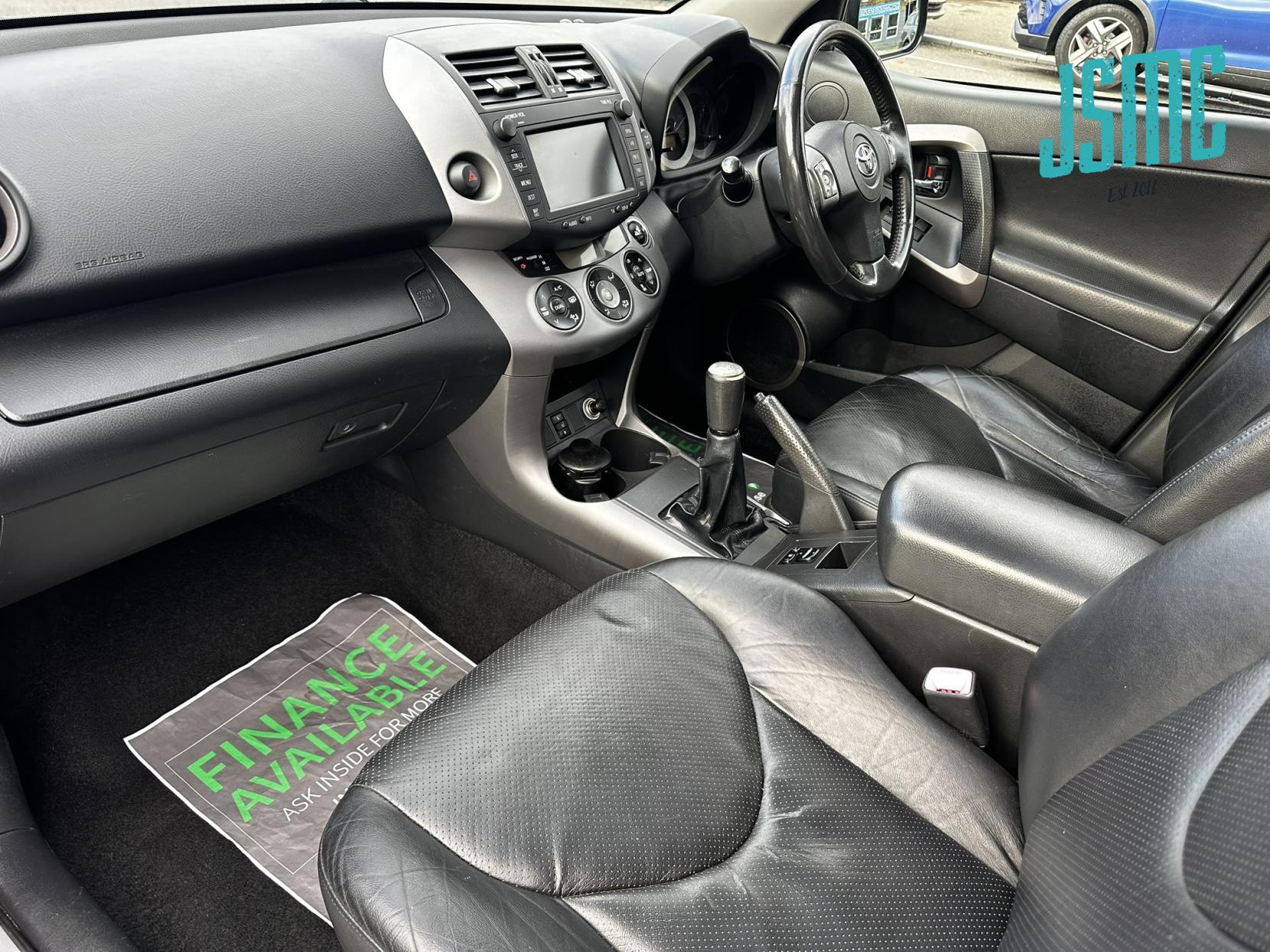 Toyota RAV4 2.0 XT5 SUV 5dr Petrol Manual 4WD (209 g/km, 150 bhp)