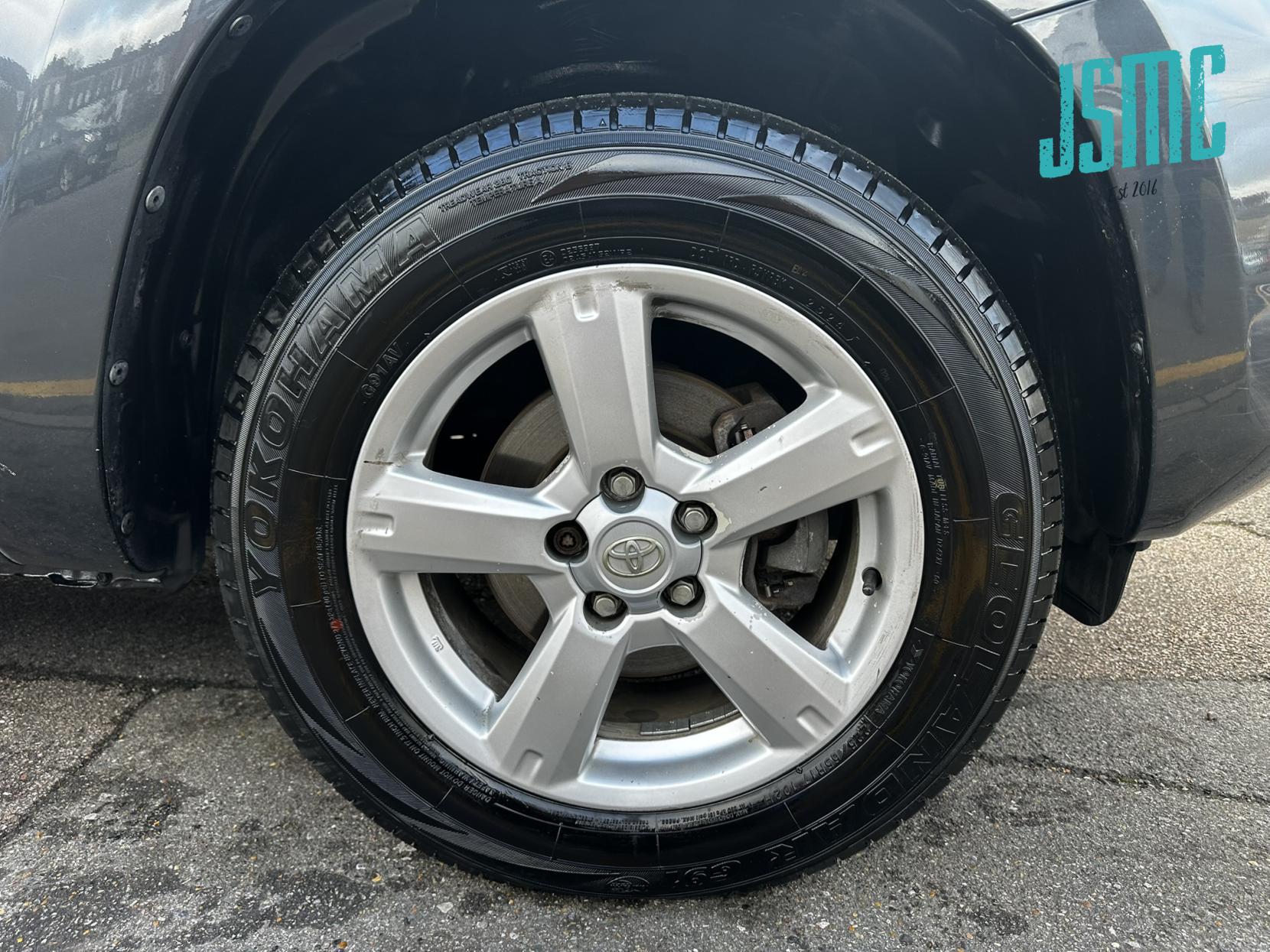 Toyota RAV4 2.0 XT5 SUV 5dr Petrol Manual 4WD (209 g/km, 150 bhp)