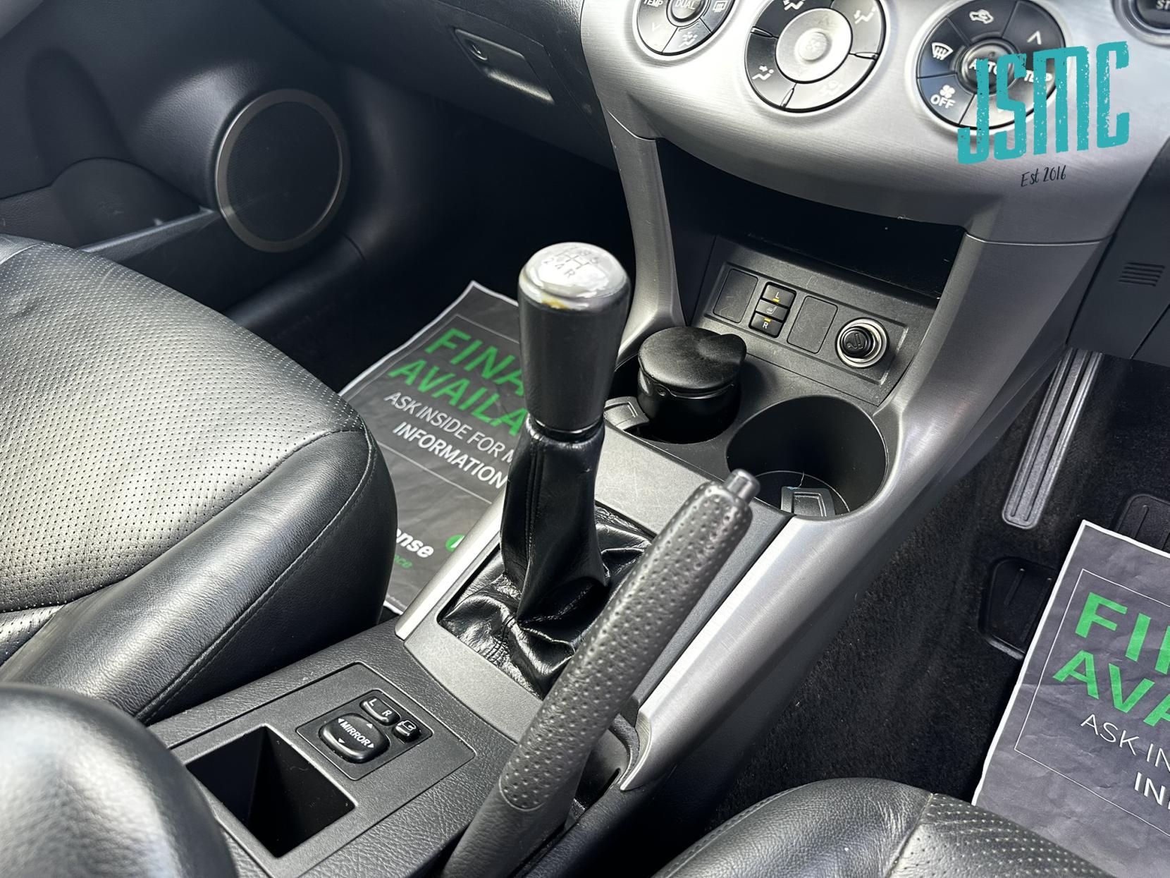 Toyota RAV4 2.0 XT5 SUV 5dr Petrol Manual 4WD (209 g/km, 150 bhp)